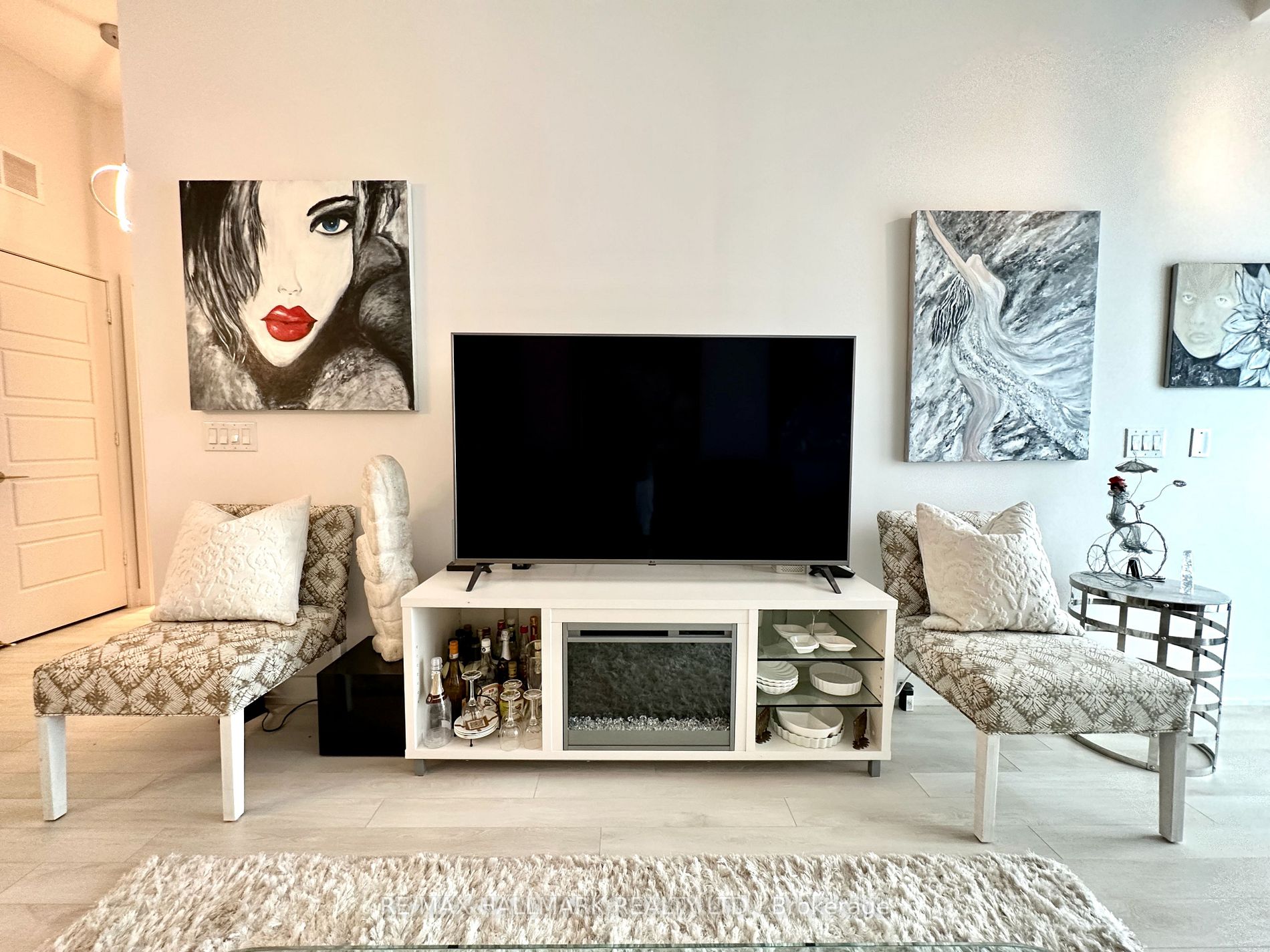 331 Broward Way, #142