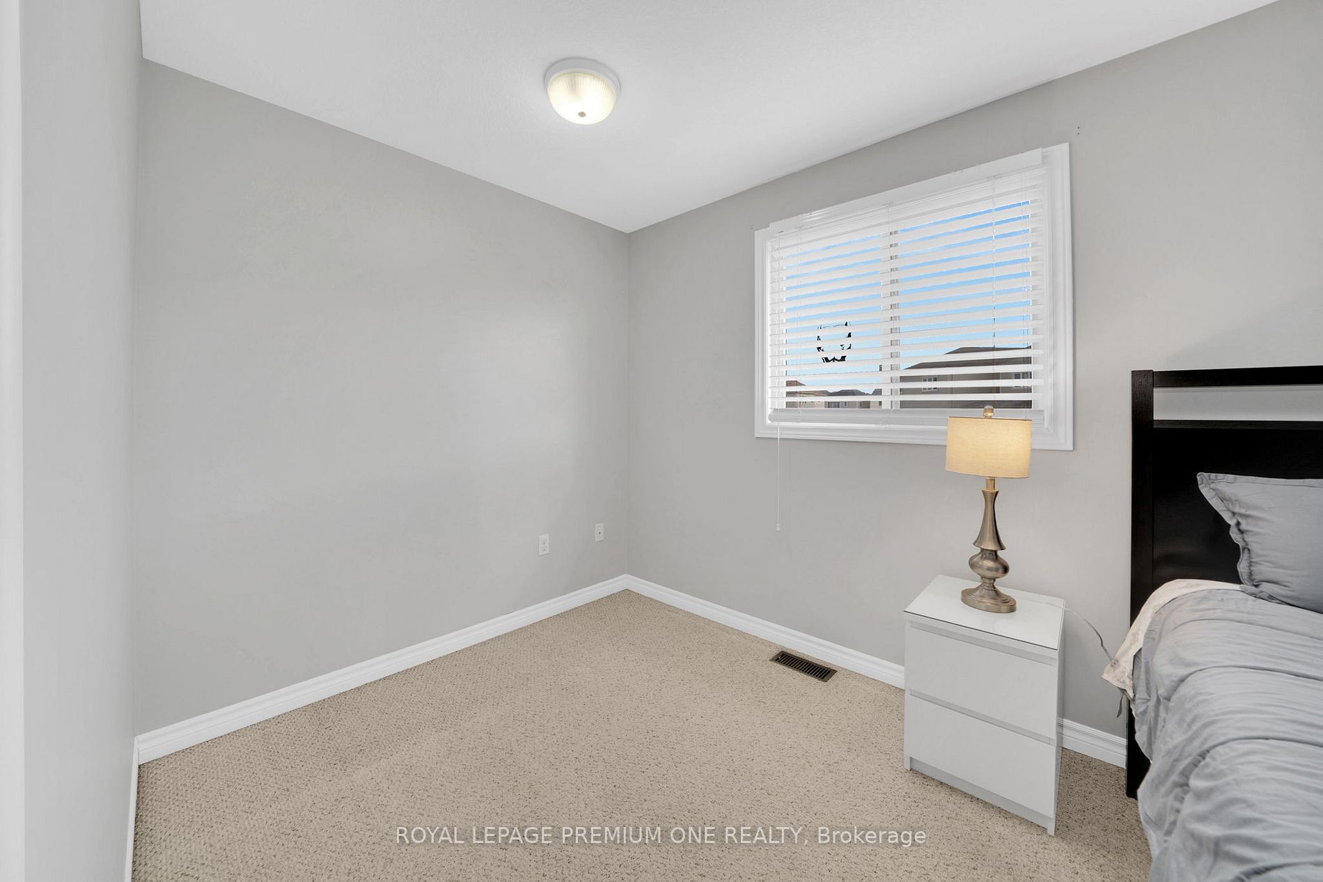 31 Stevenson St