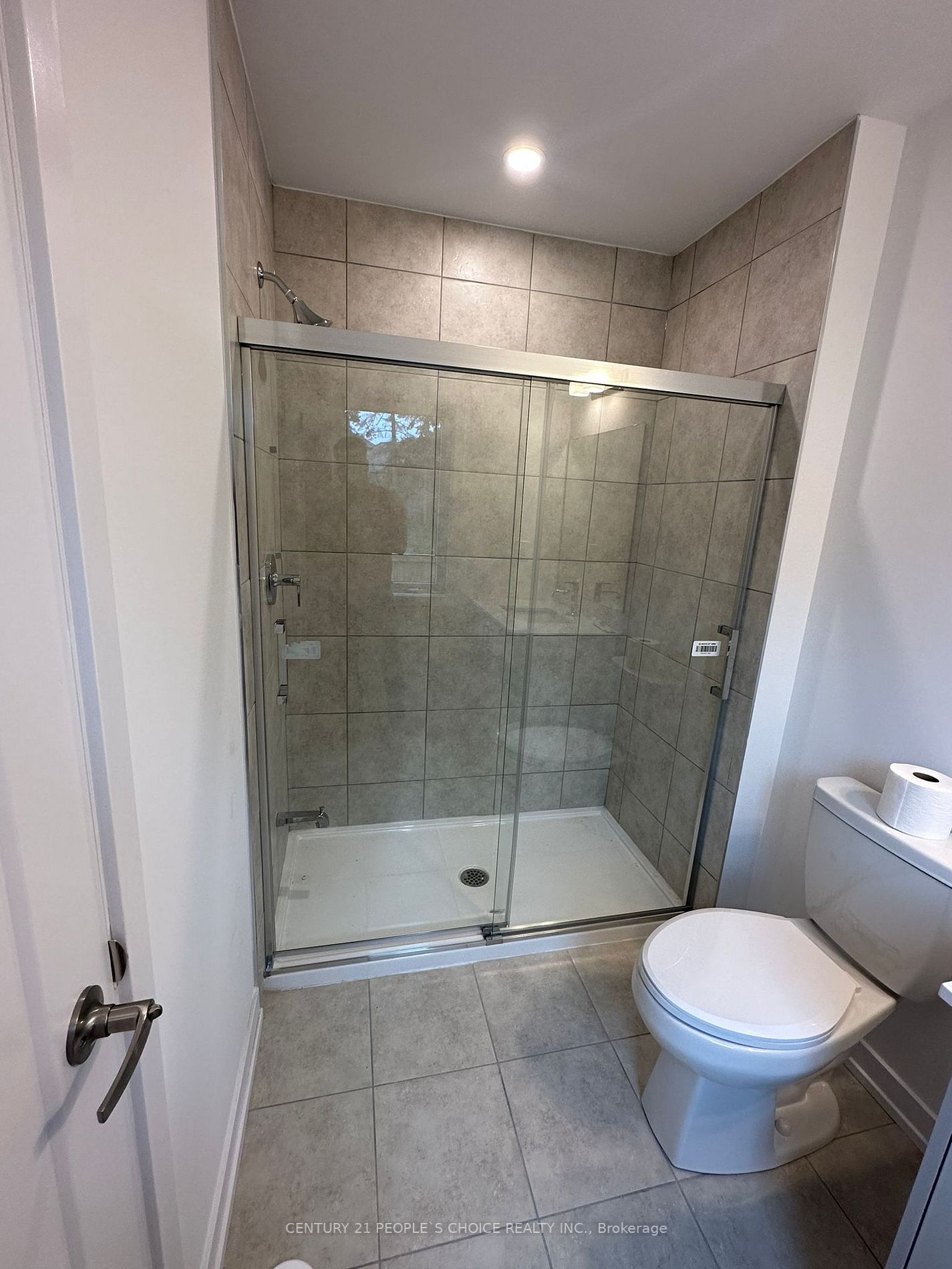 36 Lyall Stokes Circ