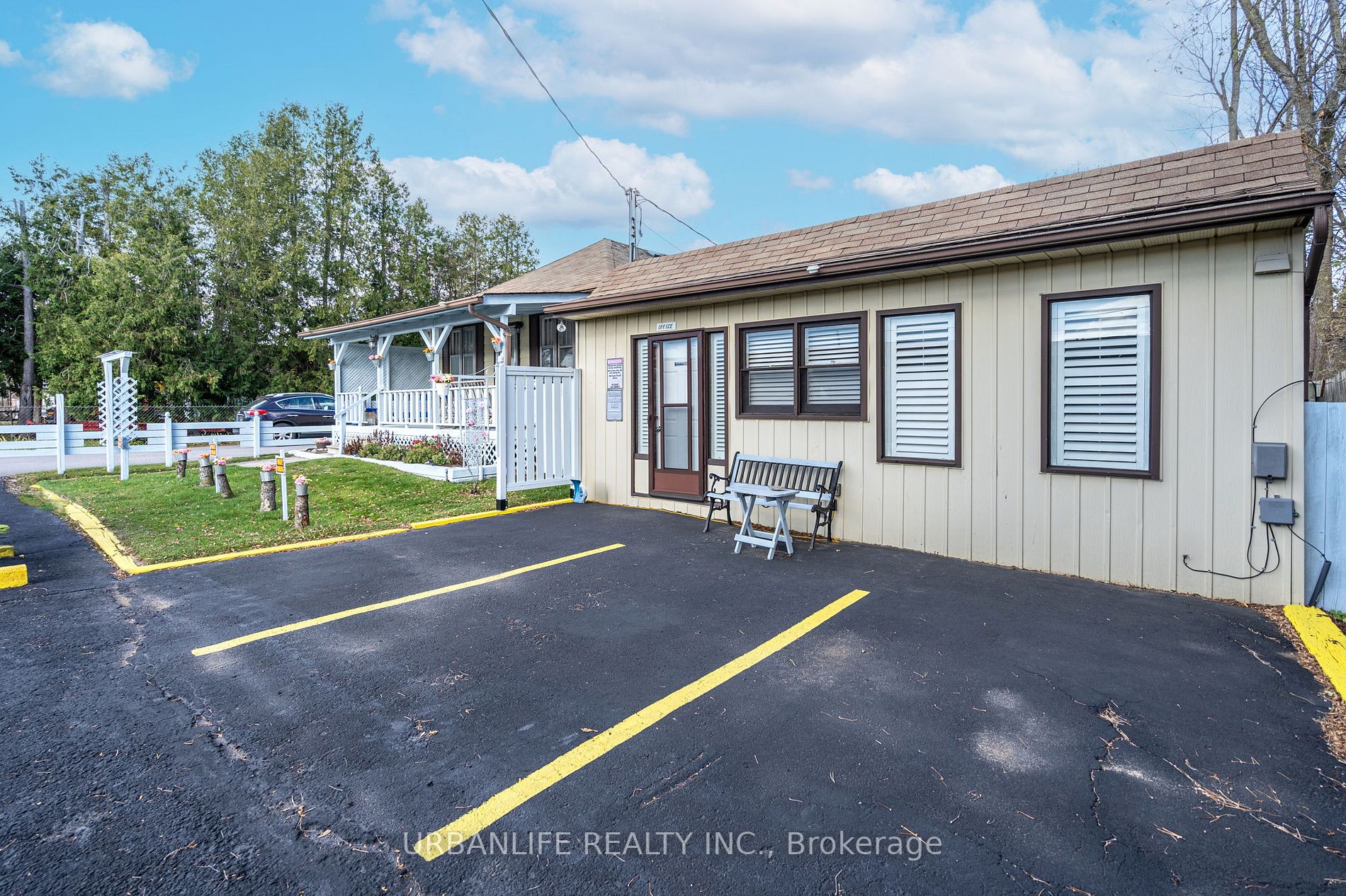 141 Toll Rd
