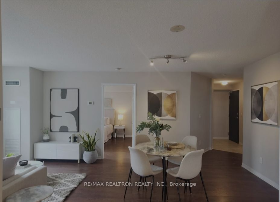 75 King William Cres, #504