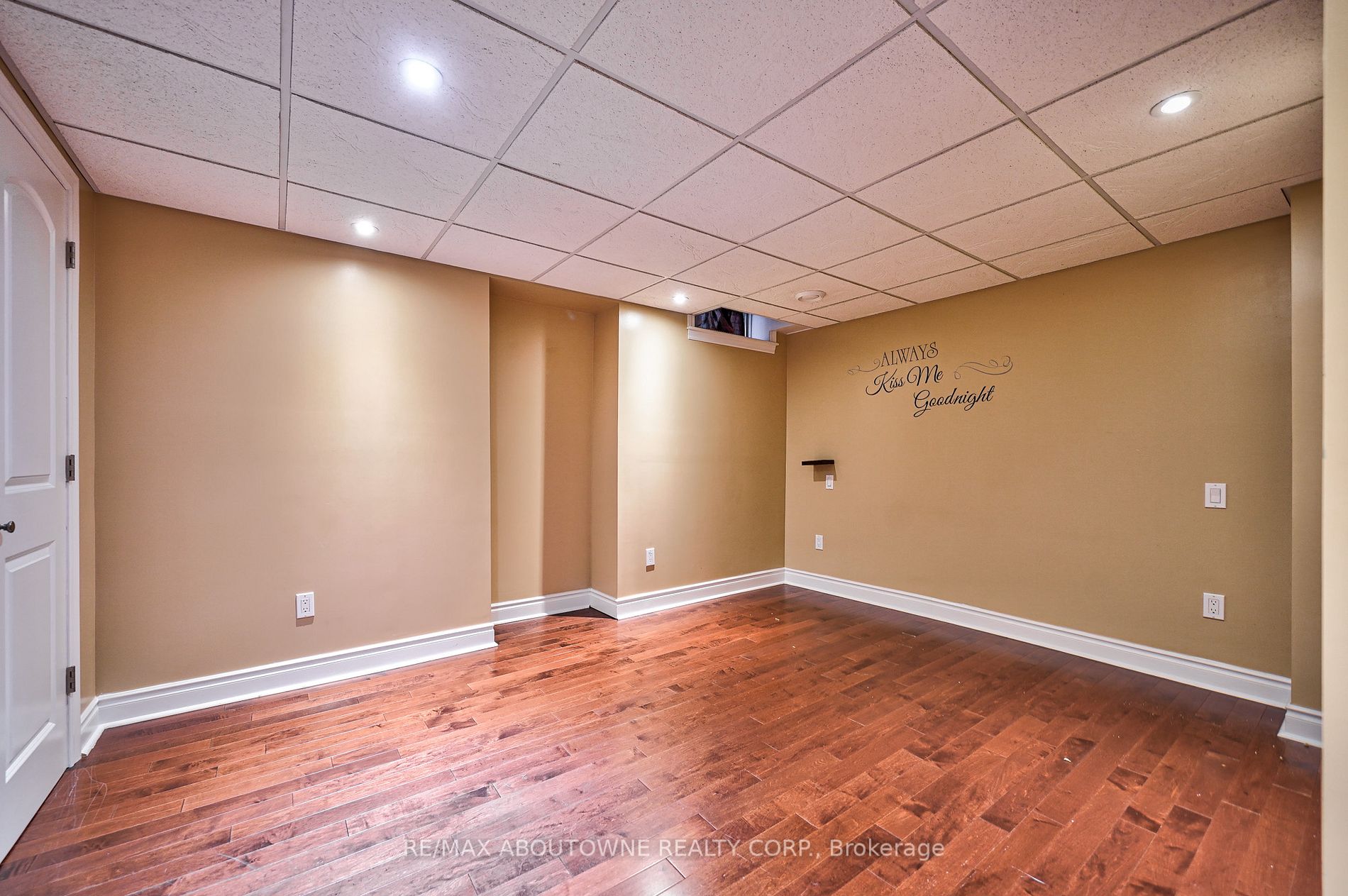 104 Cabinet Cres