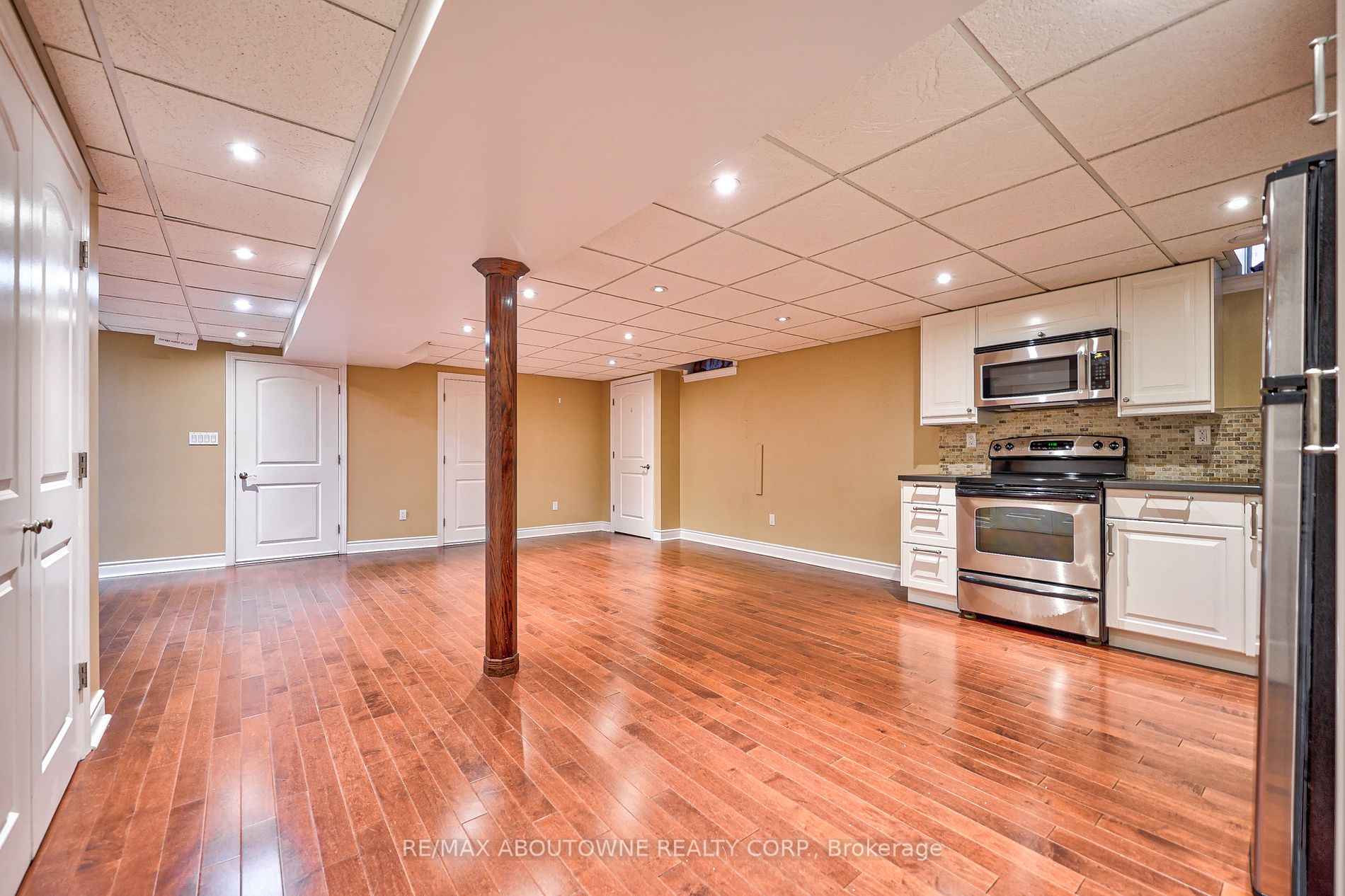 104 Cabinet Cres