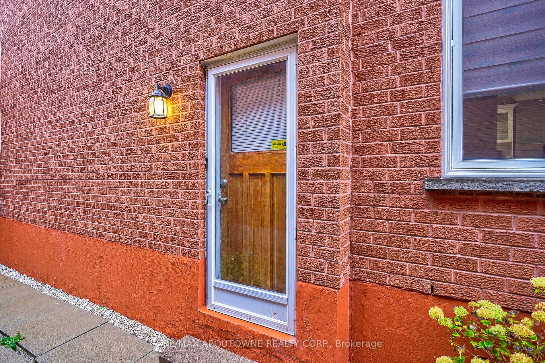 104 Cabinet Cres