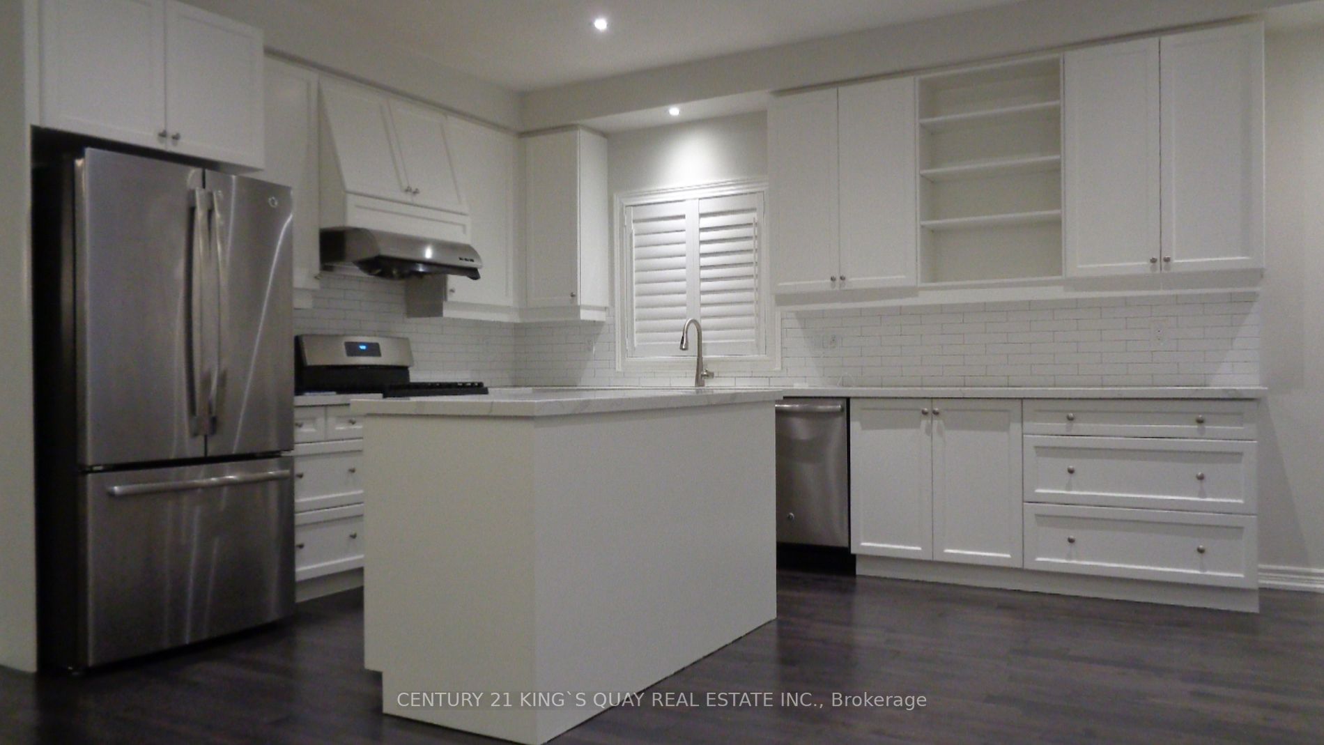 84 Battleford Ave