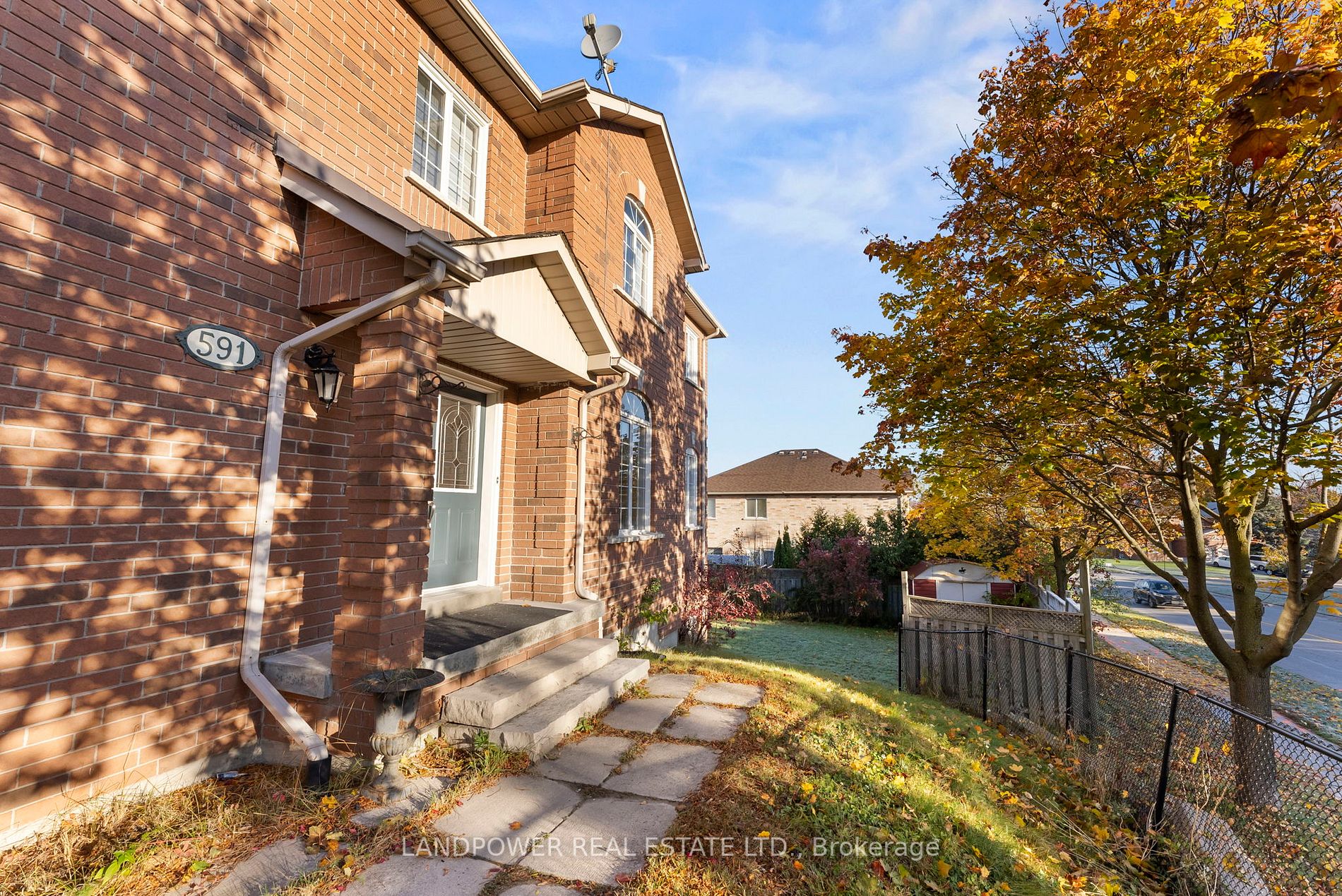 591 College Manor Dr