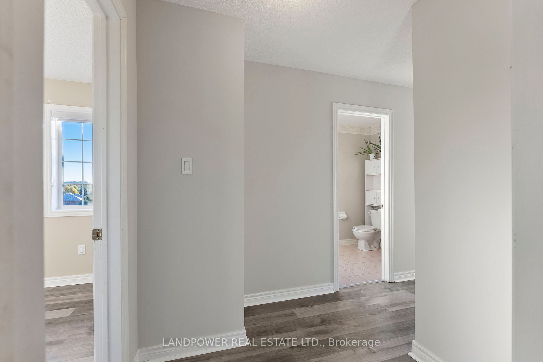 591 College Manor Dr