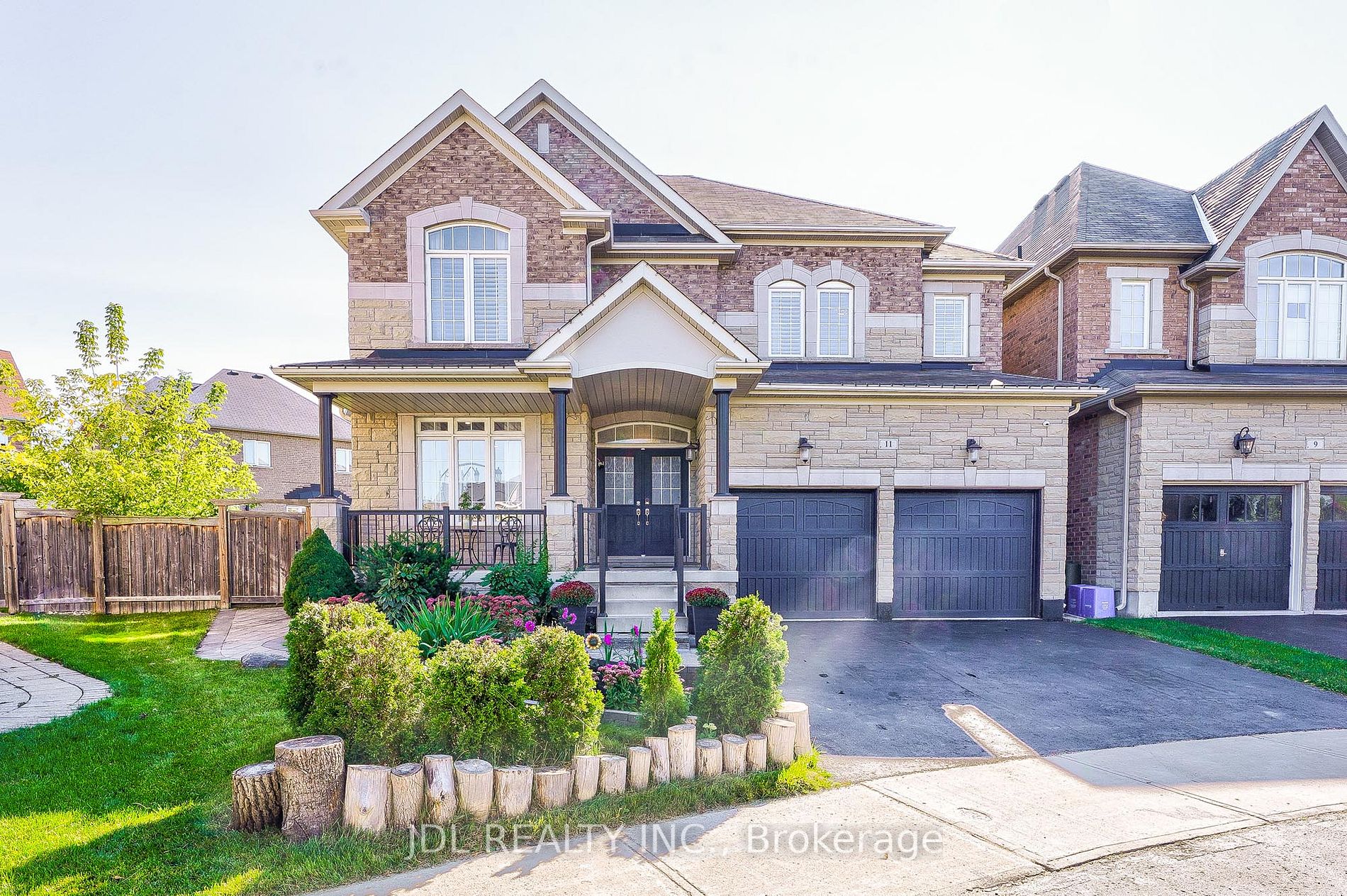 11 Dame Gruev Dr