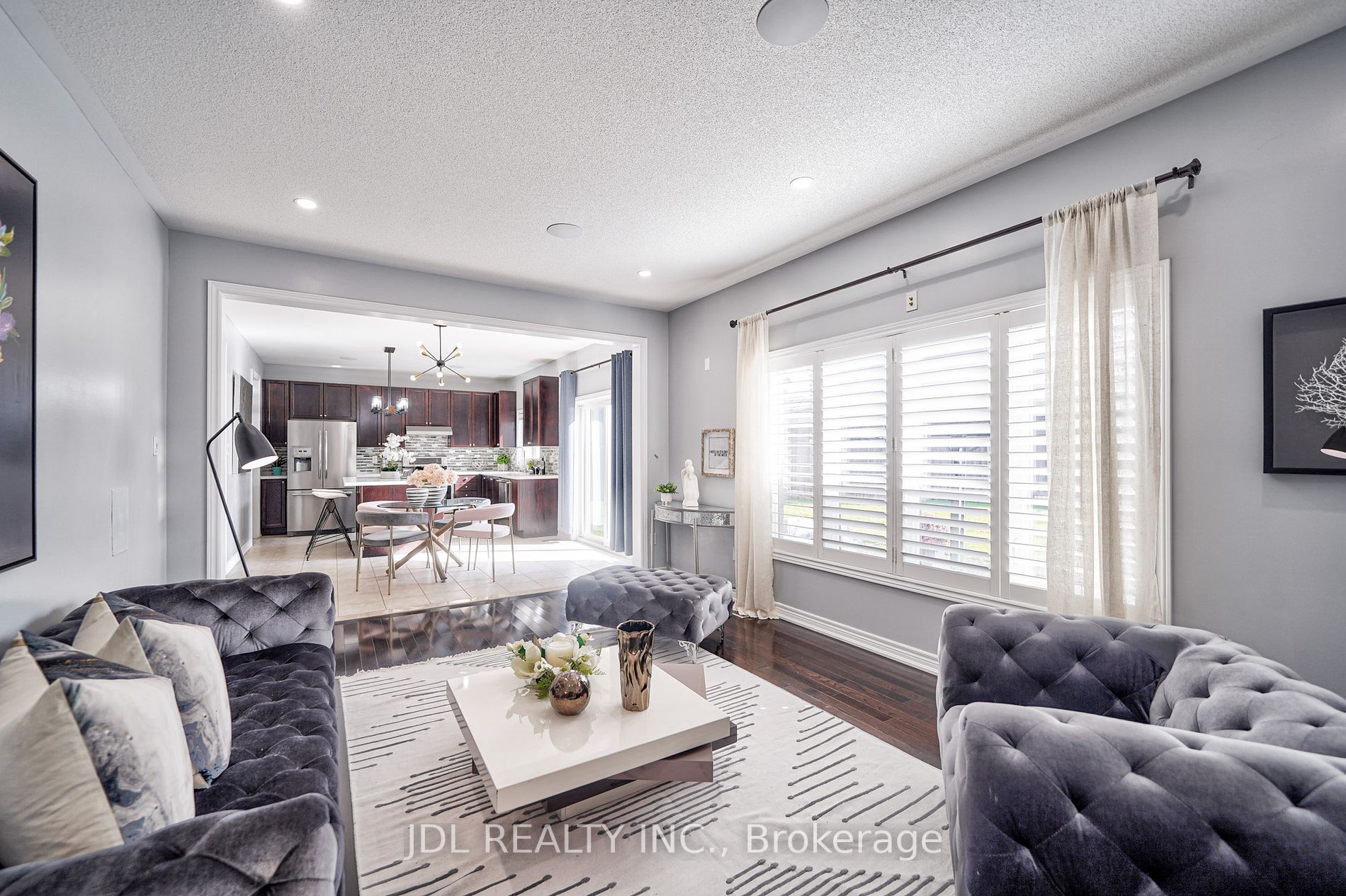 11 Dame Gruev Dr
