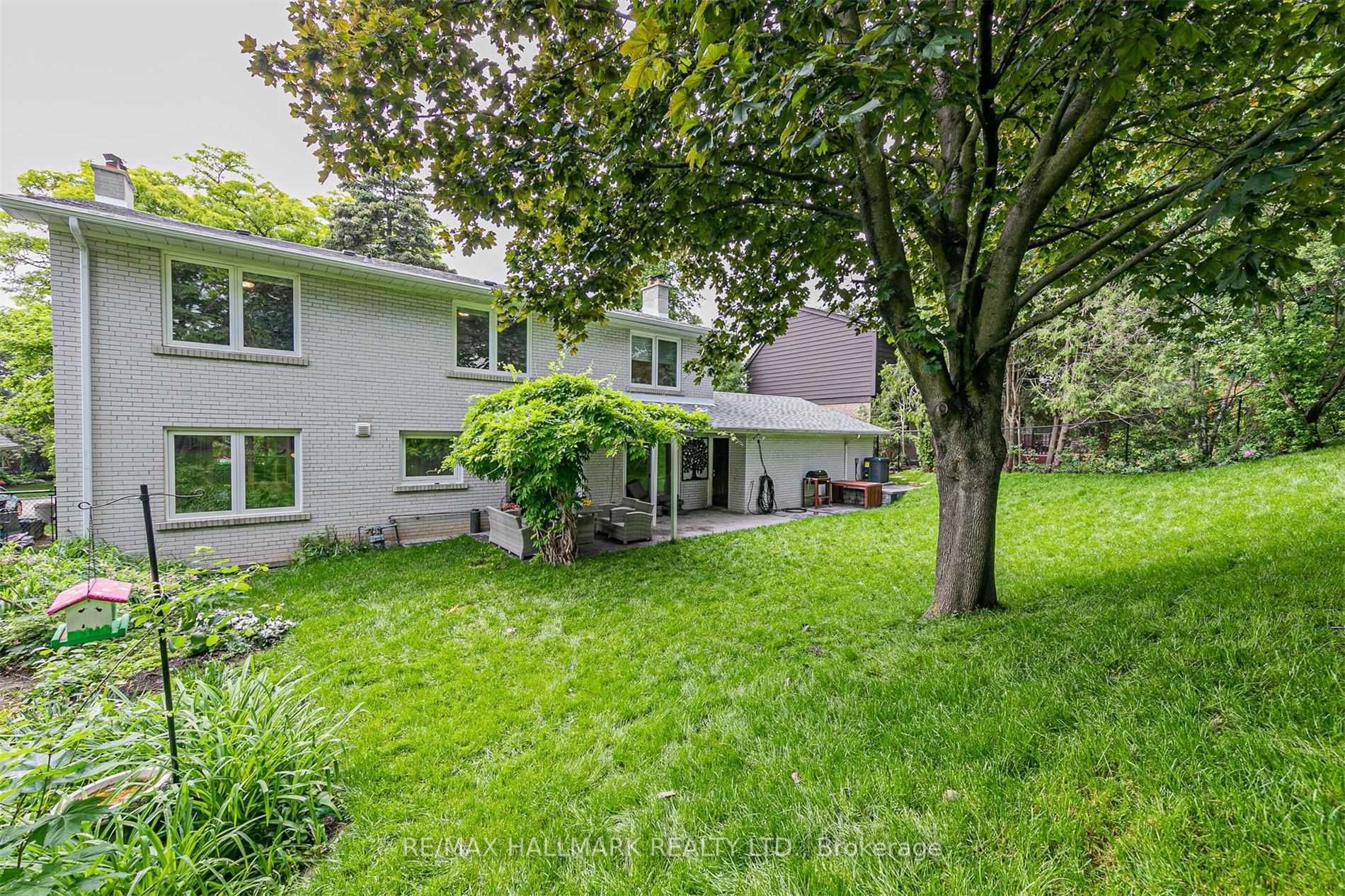 65 Riverside Blvd