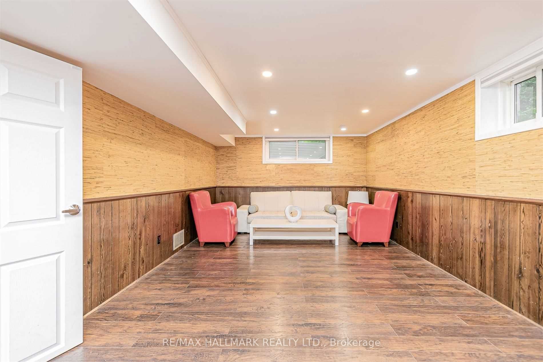 65 Riverside Blvd