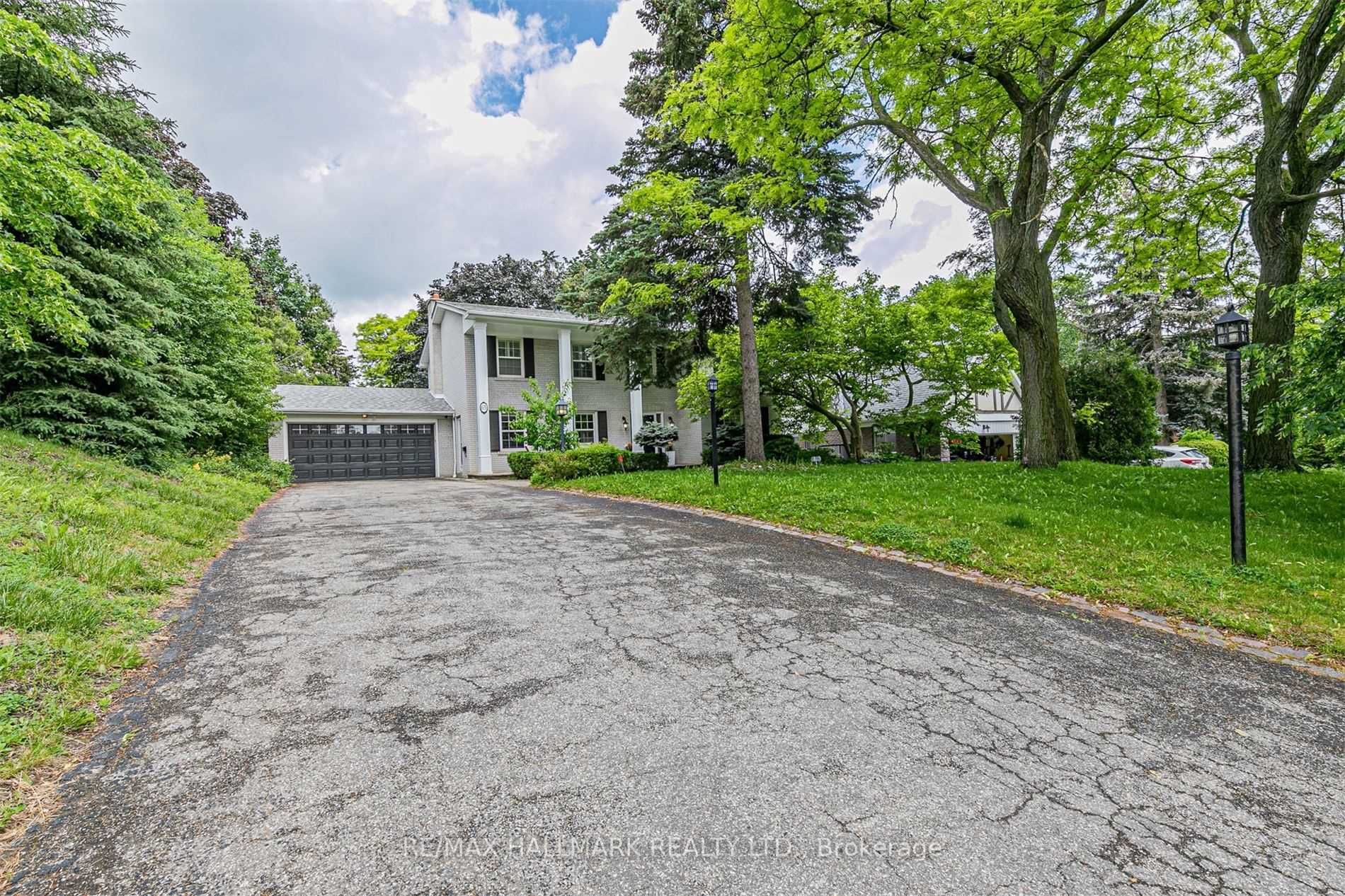 65 Riverside Blvd