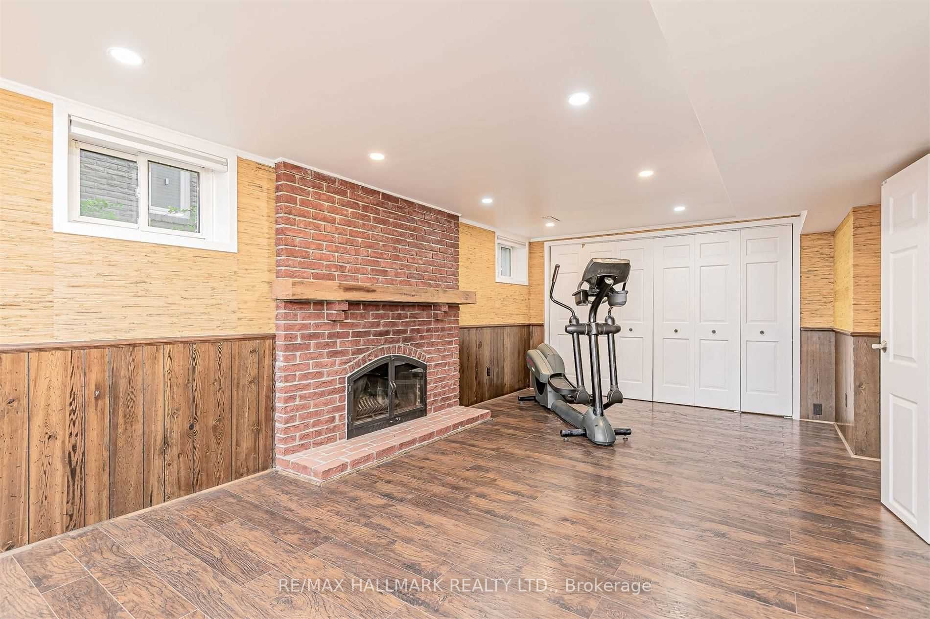 65 Riverside Blvd