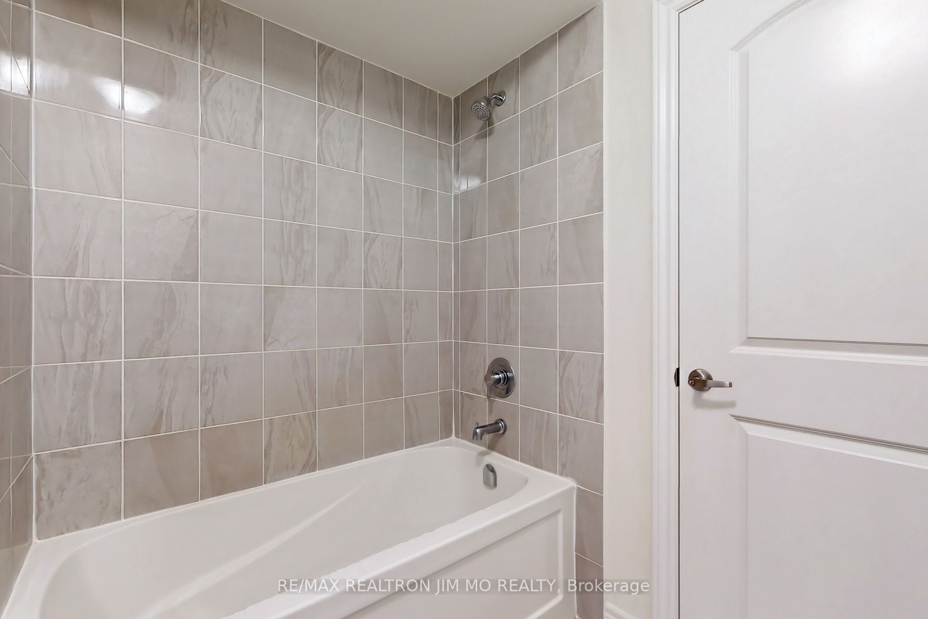 63 Prunella Cres