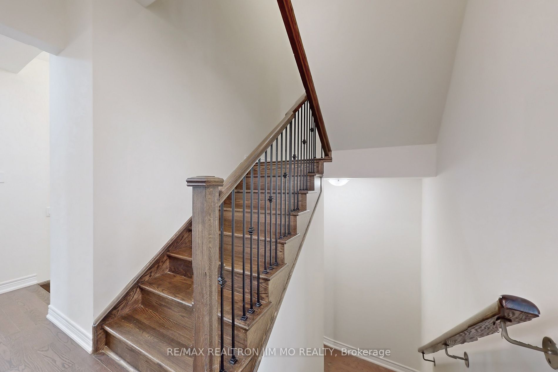 63 Prunella Cres