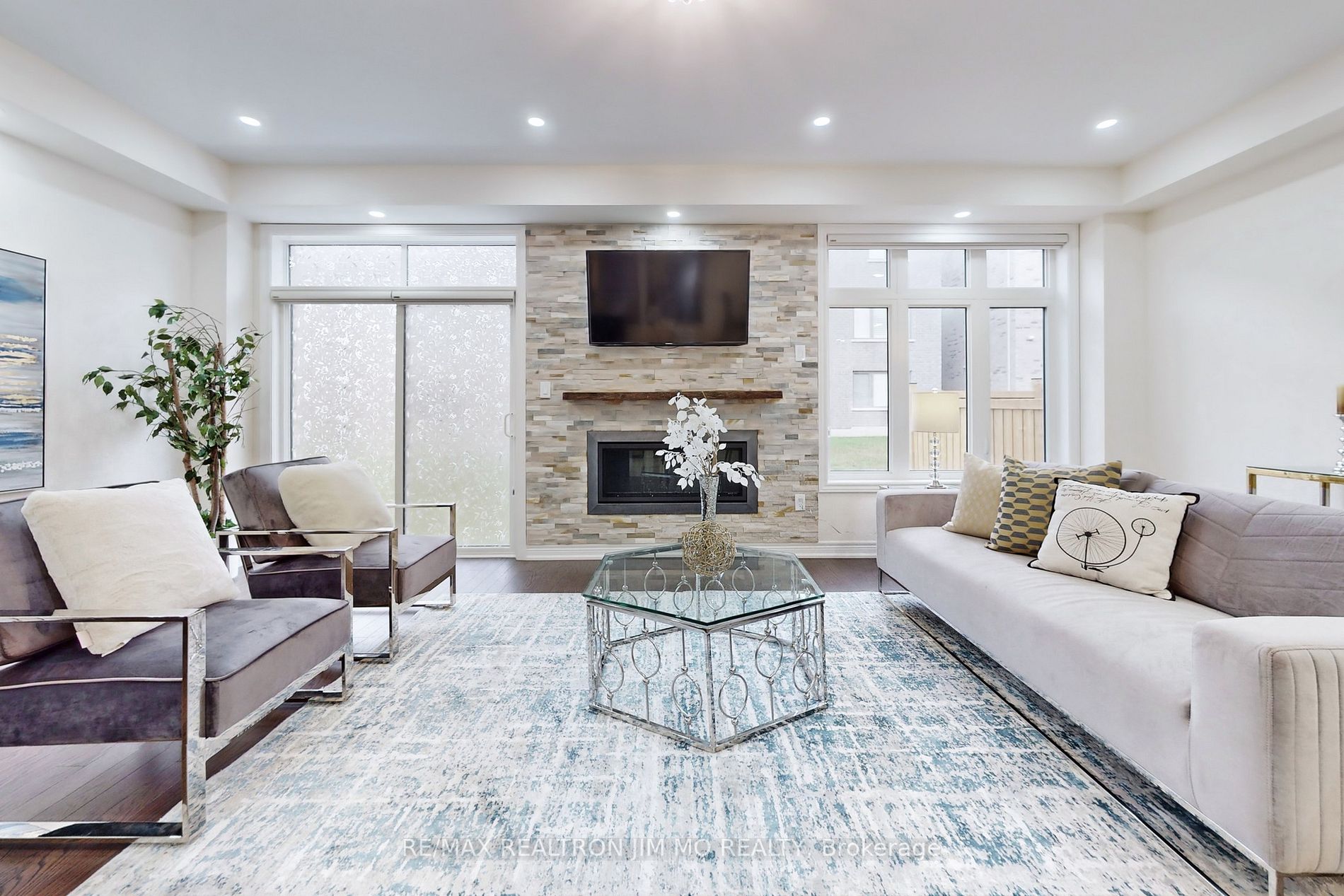 63 Prunella Cres