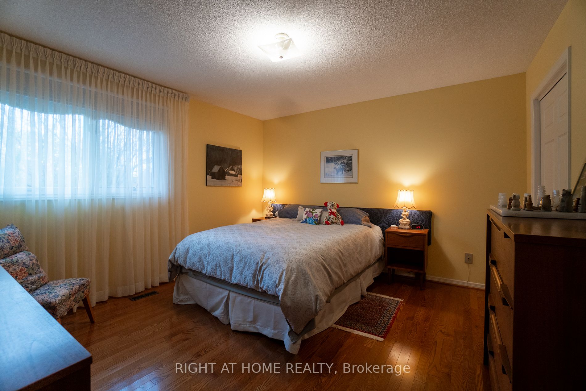 59 Sanderson Cres