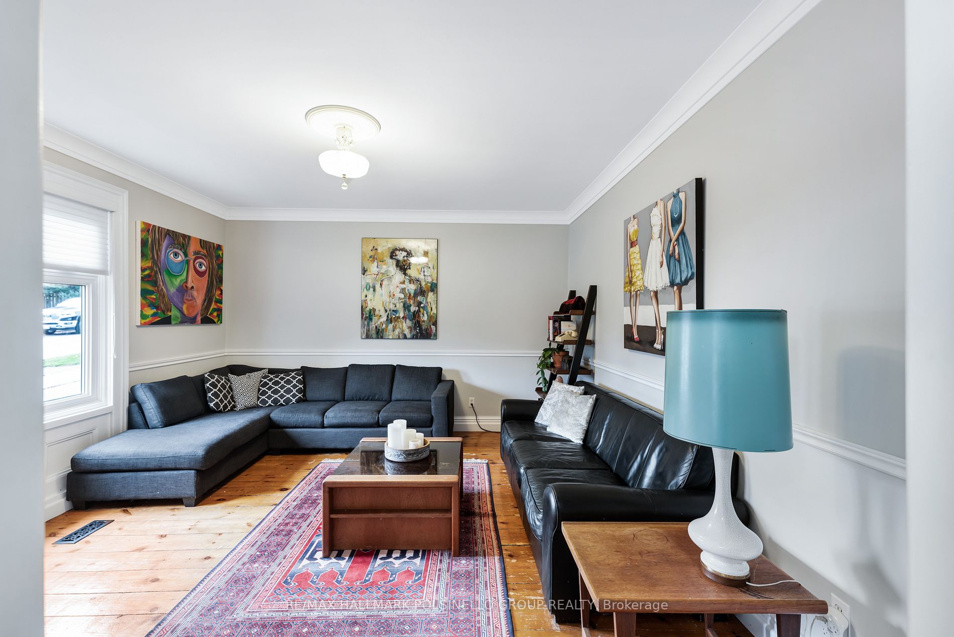 399 Amelia St