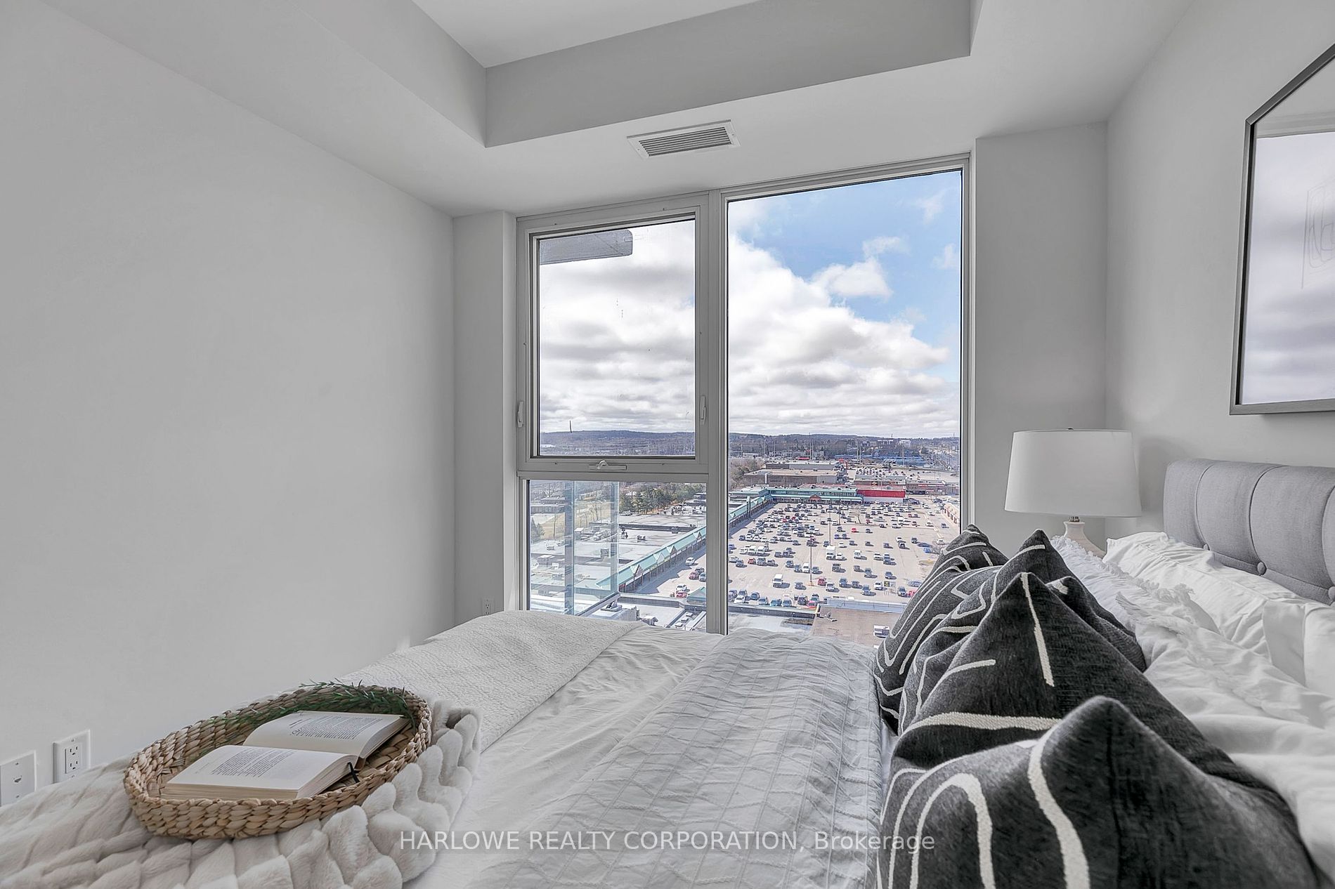 185 Deerfield Rd, #1306