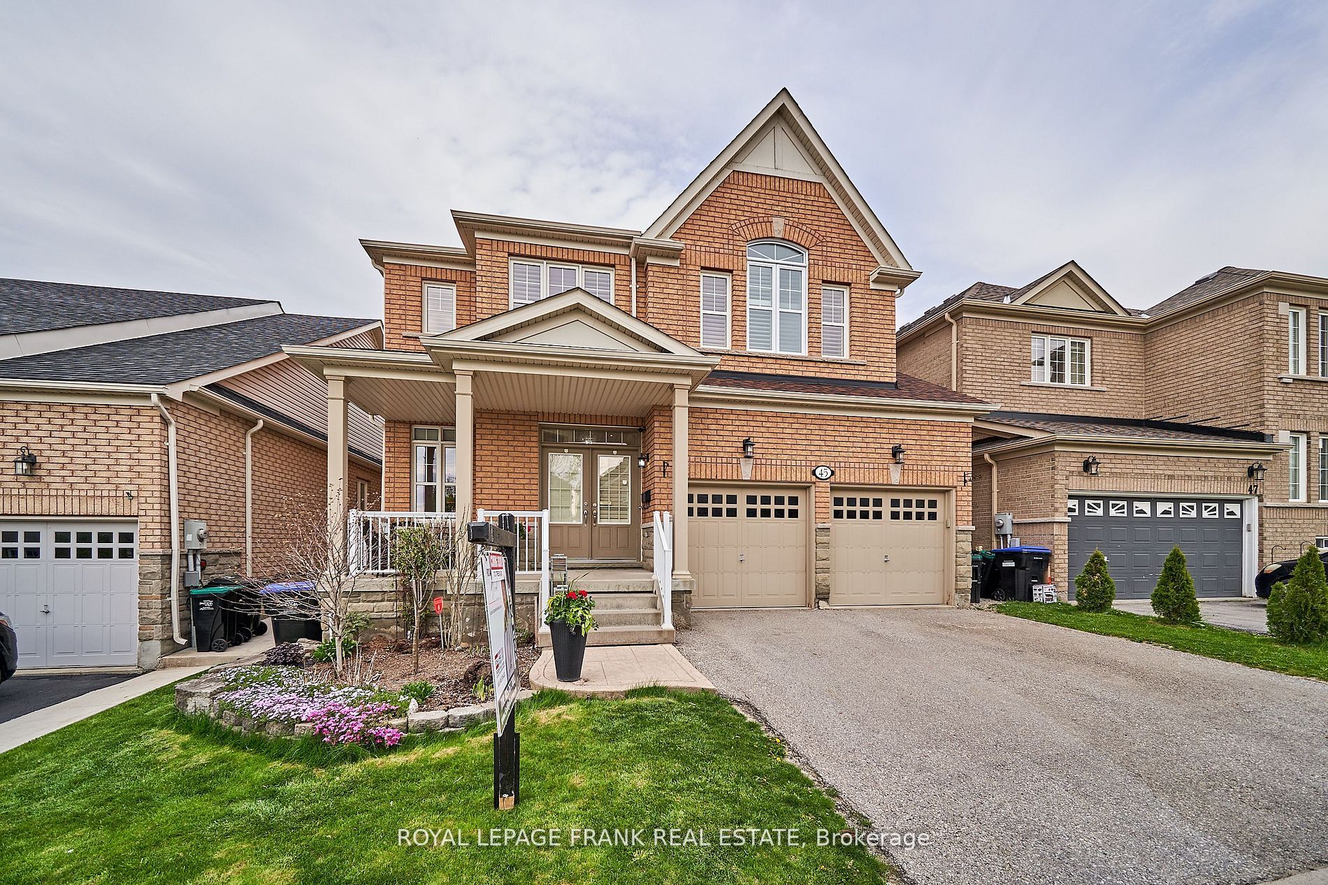 45 Milligan St