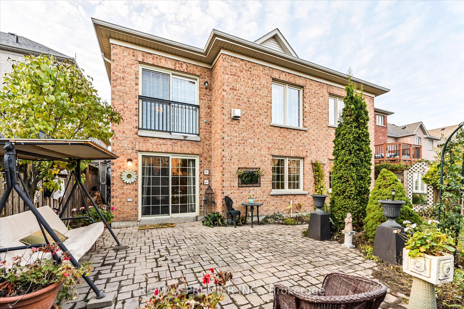 39 Donzi Lane