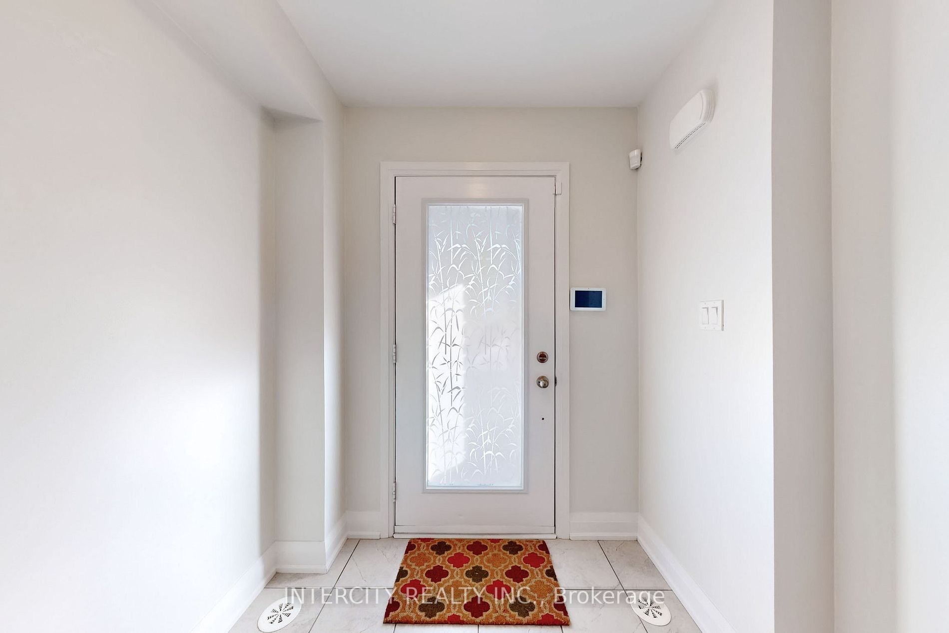 198 Moneypenny Pl
