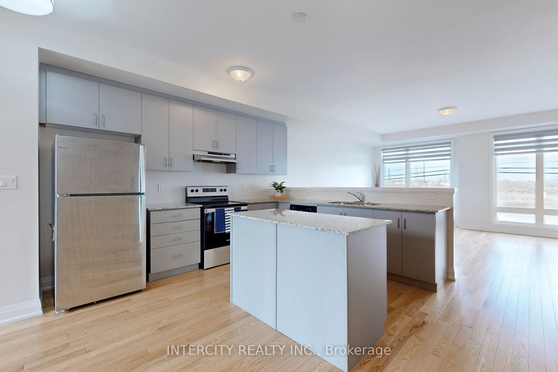 198 Moneypenny Pl