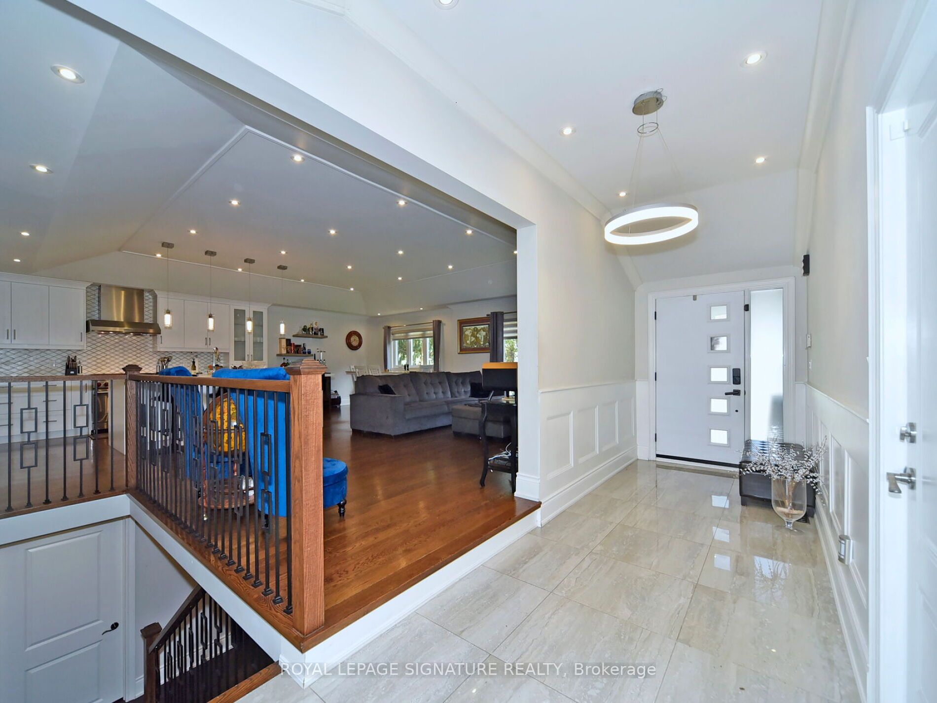 10 Birchard Blvd