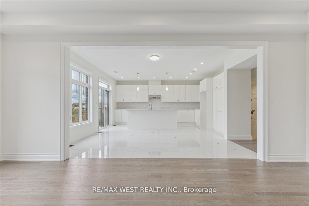 32 Plank Rd