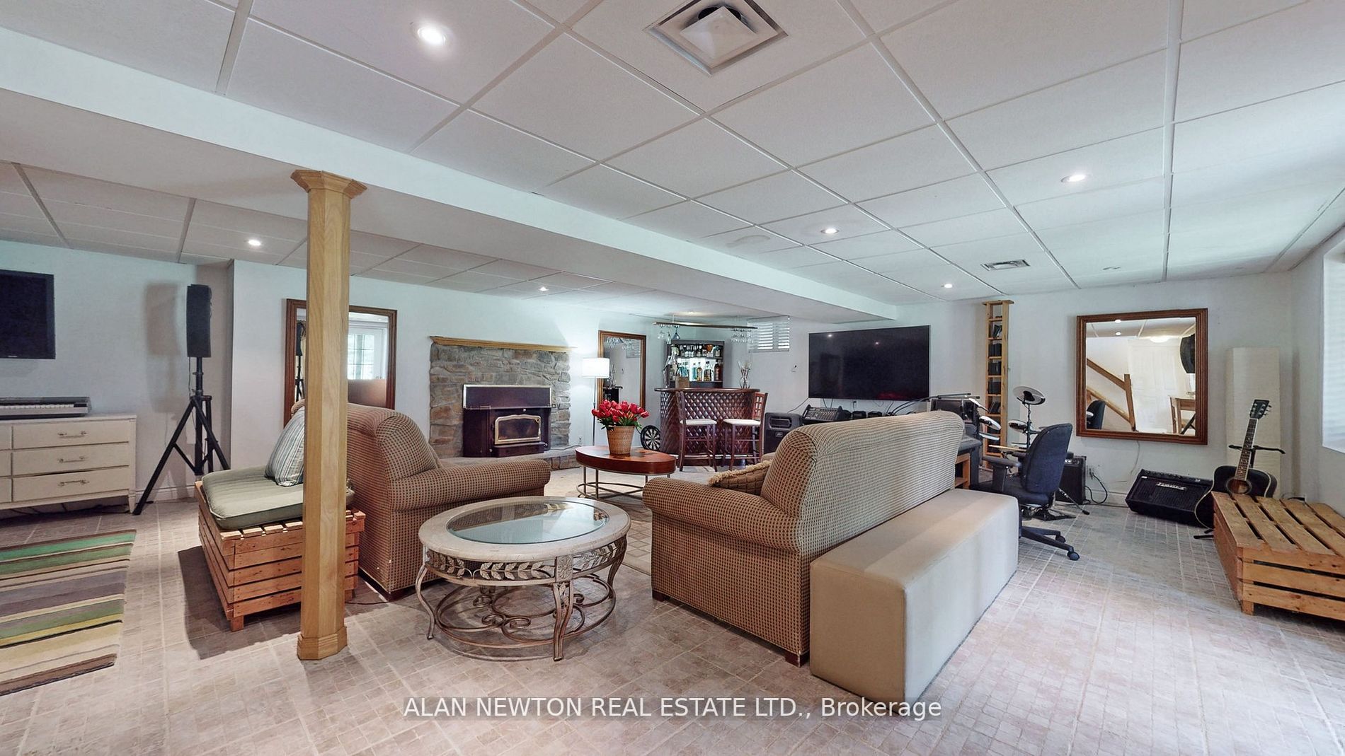5832 5 Side Rd