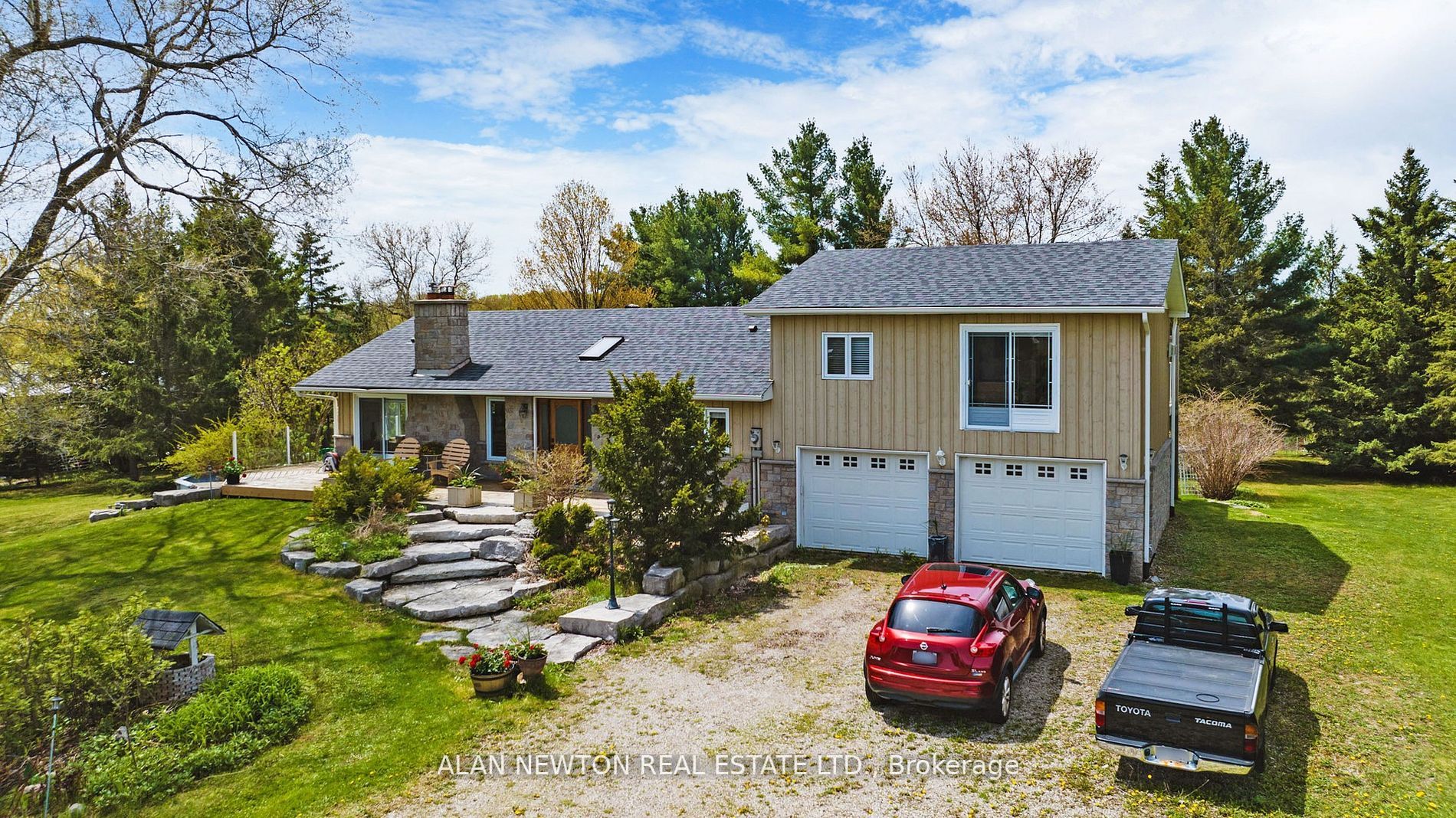 5832 5 Side Rd
