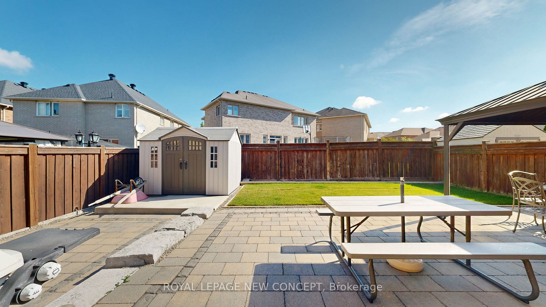 86 Corner Brook Cres