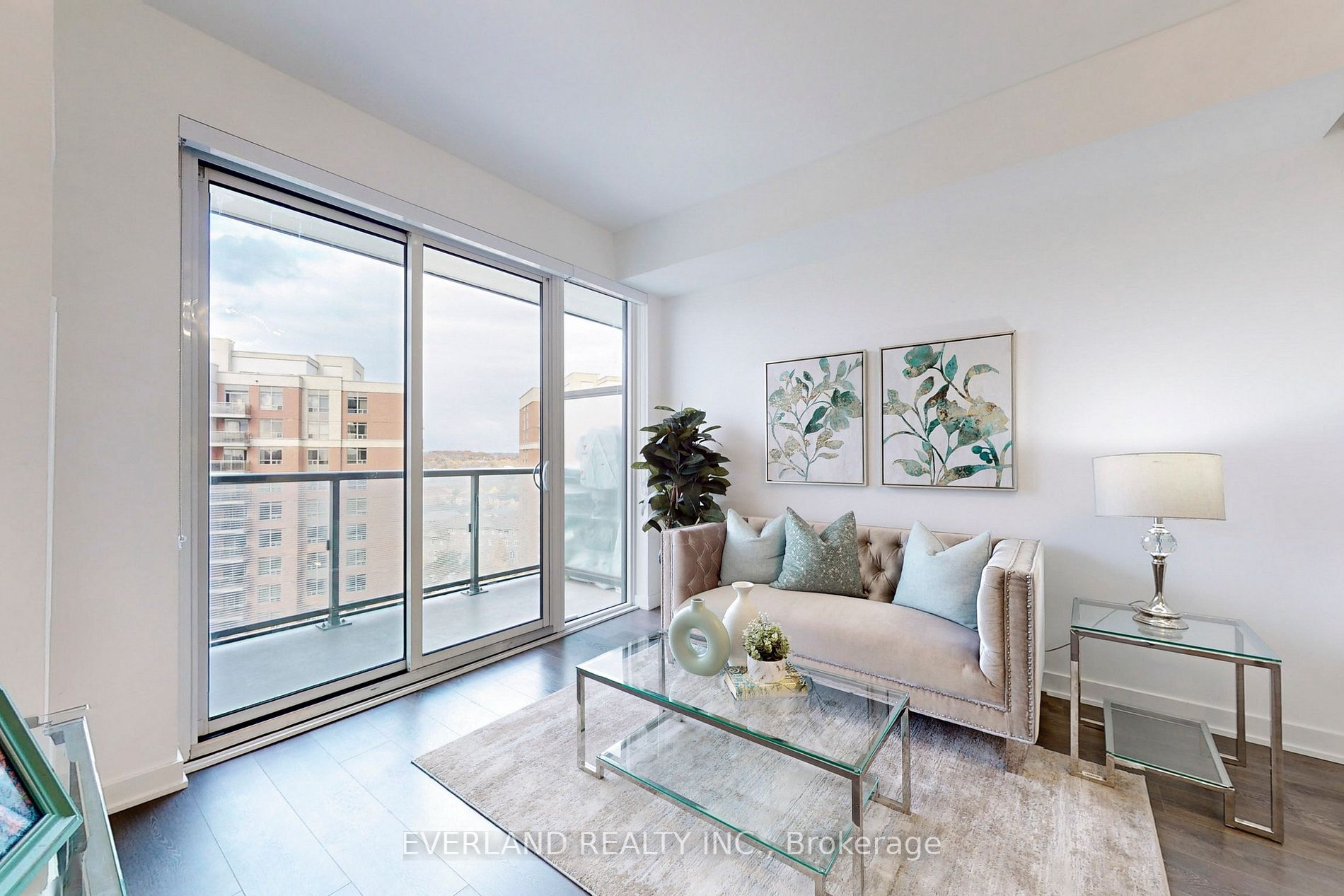 85 Oneida Crescent, #1005