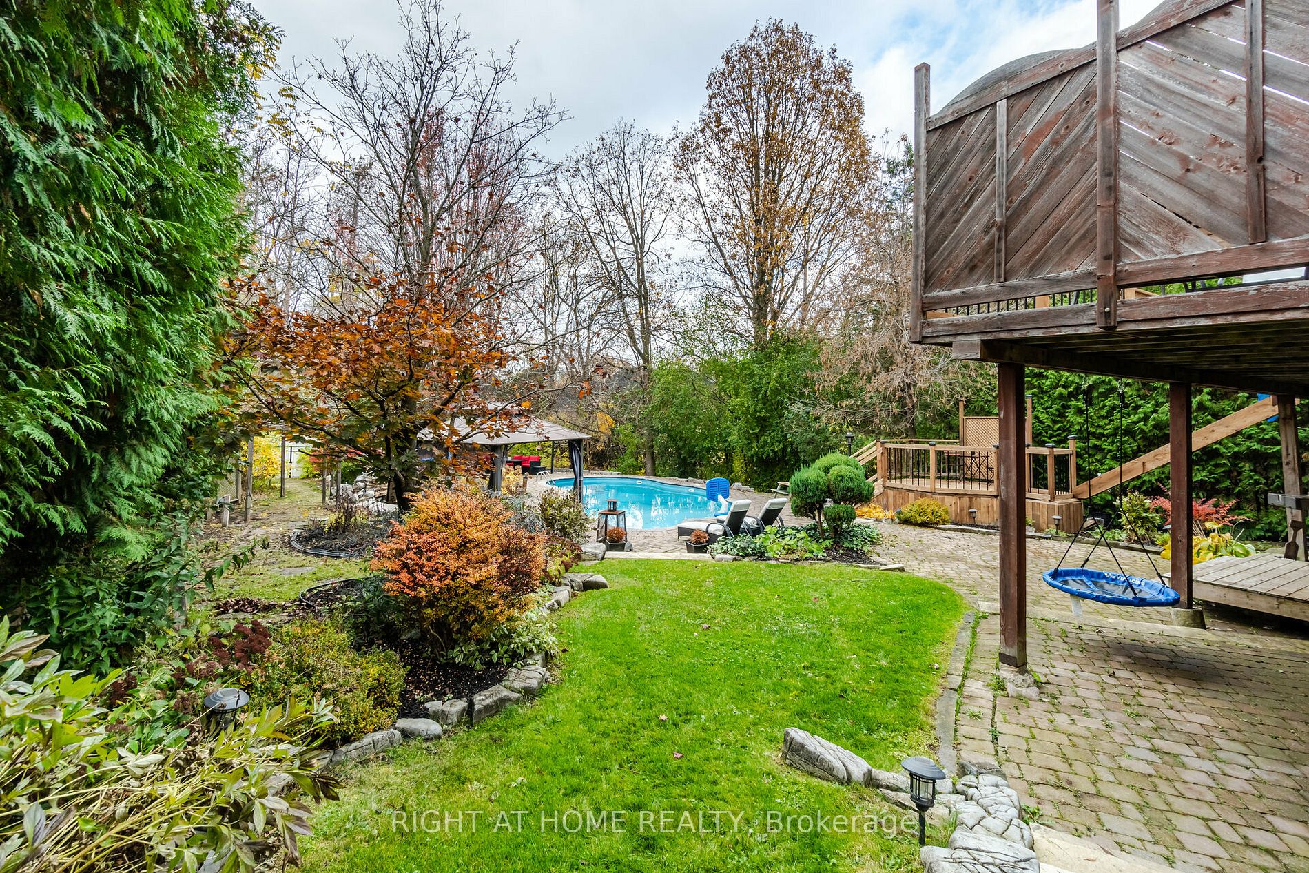 789 College Manor Dr