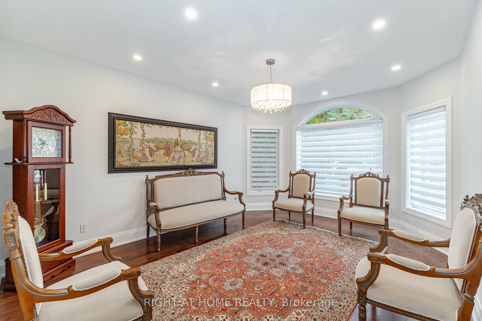 789 College Manor Dr