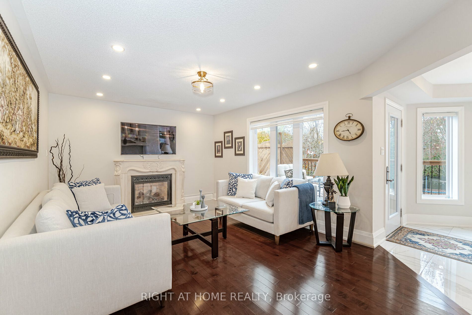 789 College Manor Dr