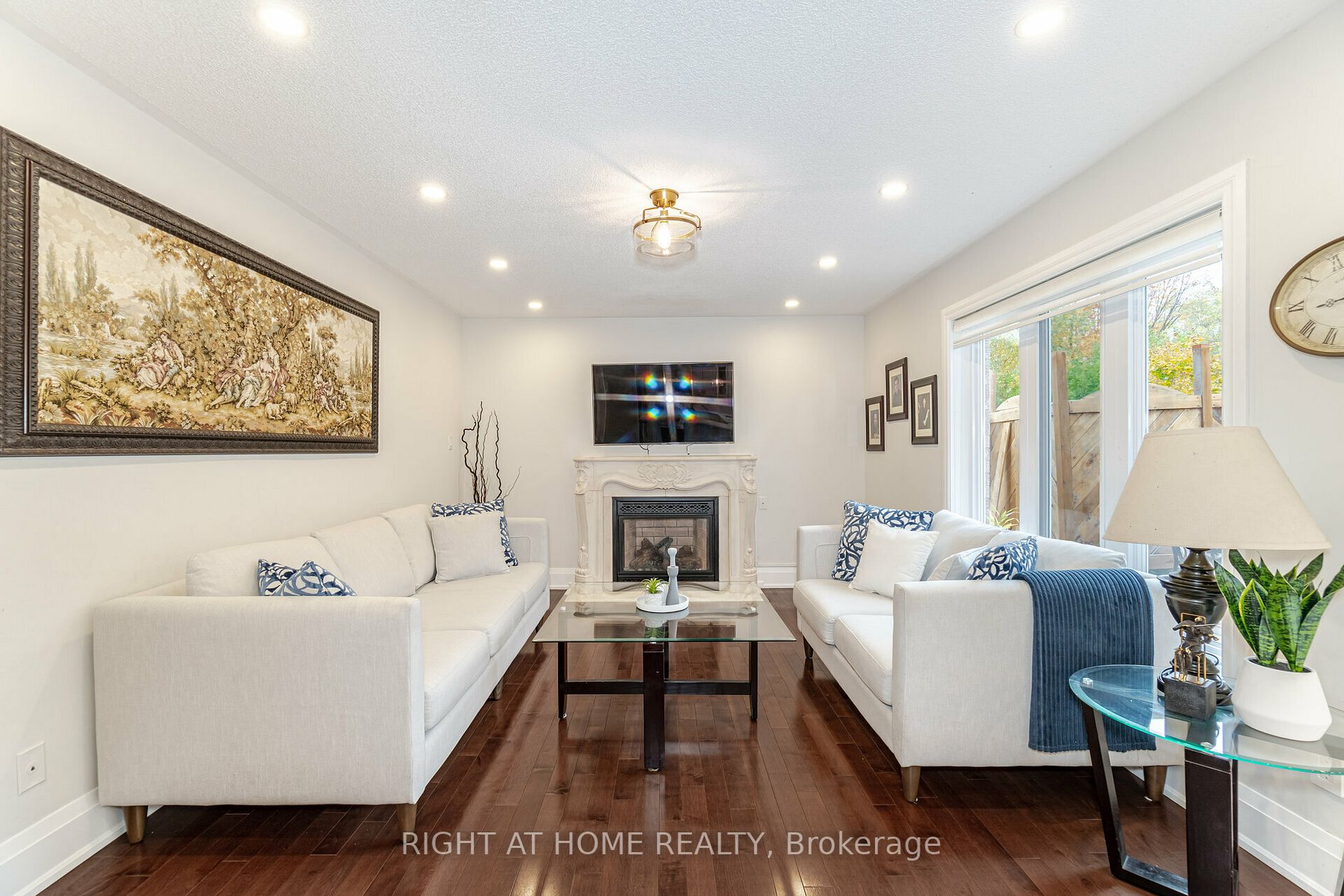 789 College Manor Dr