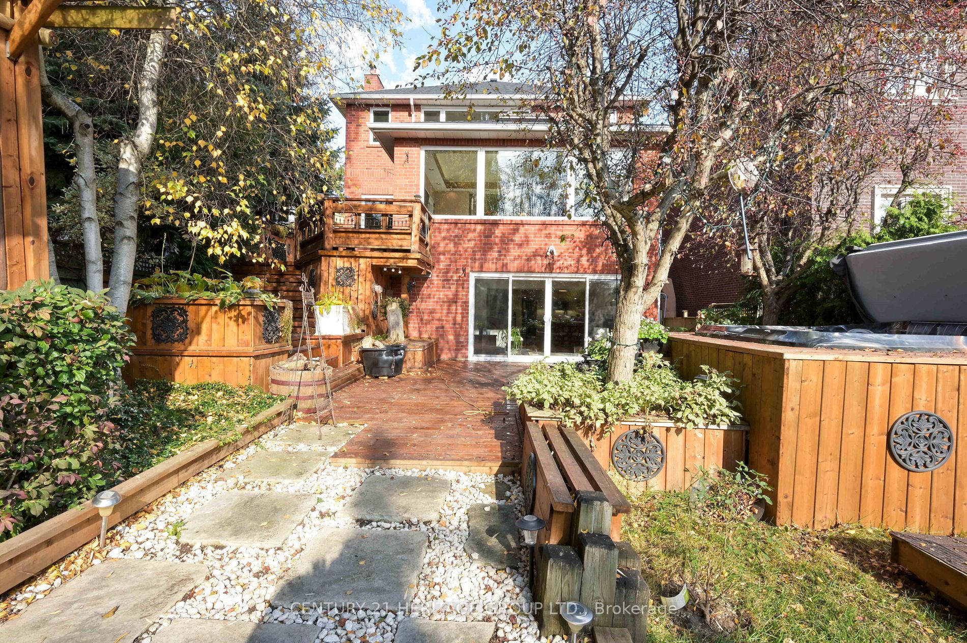 49 Gamble St