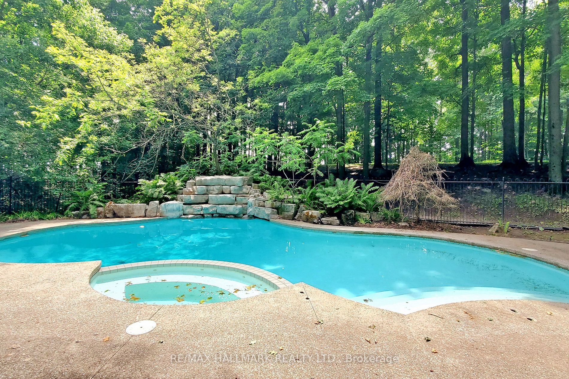 142 Forest Ridge Rd