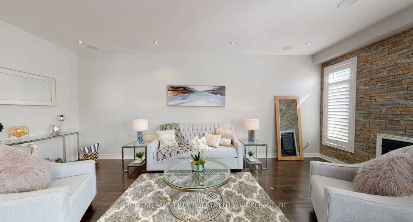 105 Richler Ave