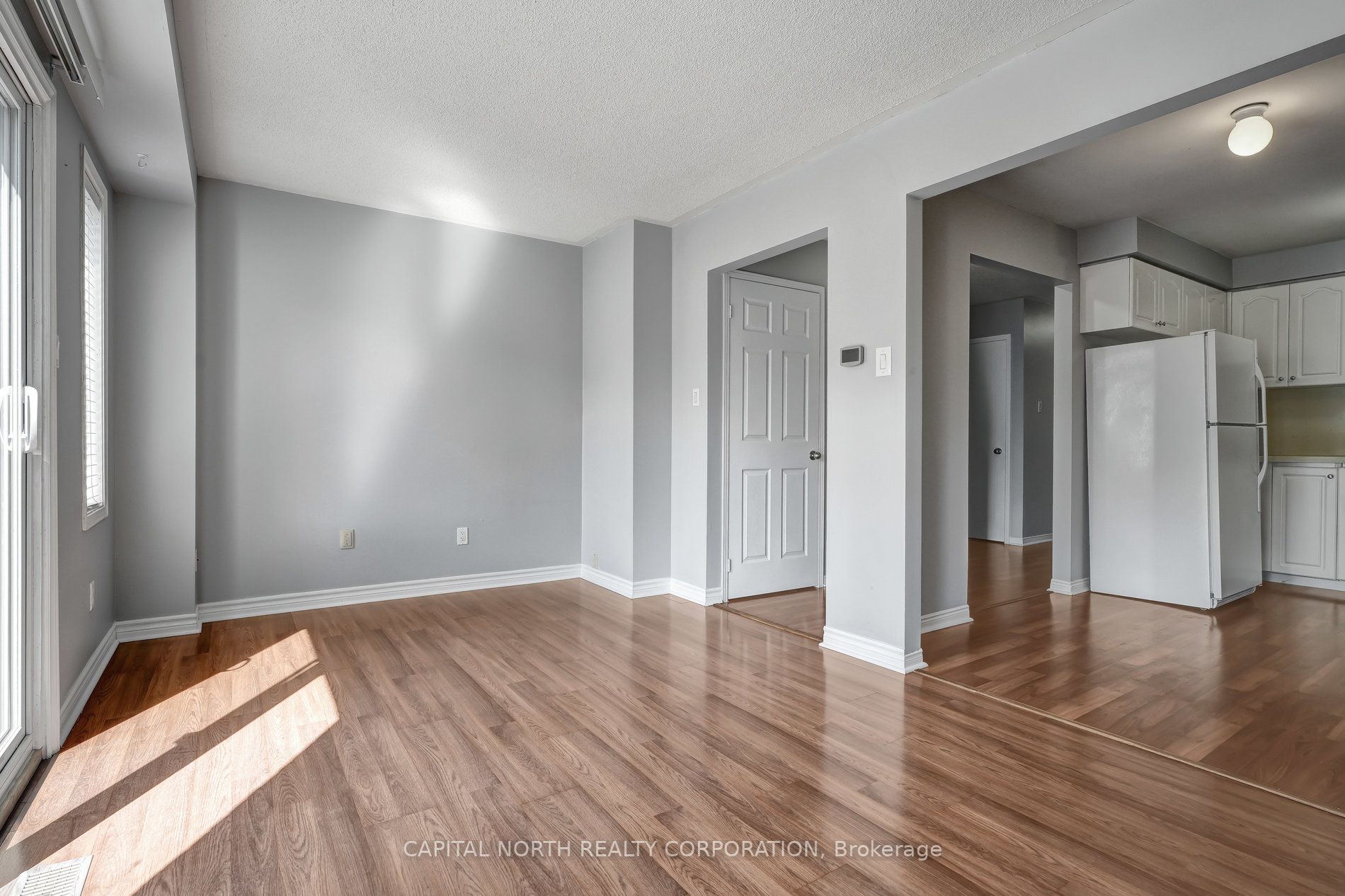 76 Potter Cres