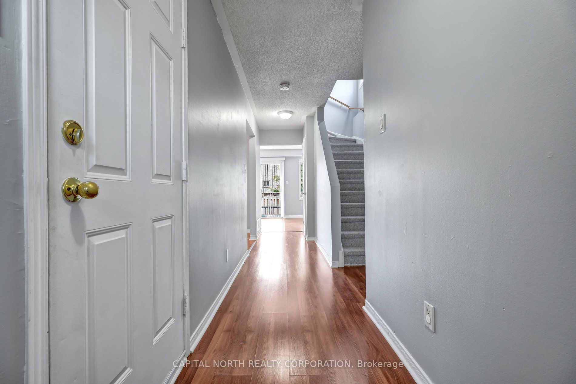 76 Potter Cres