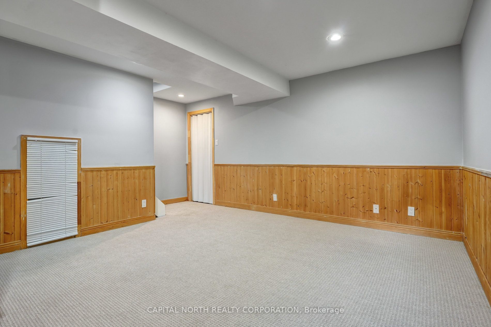 76 Potter Cres