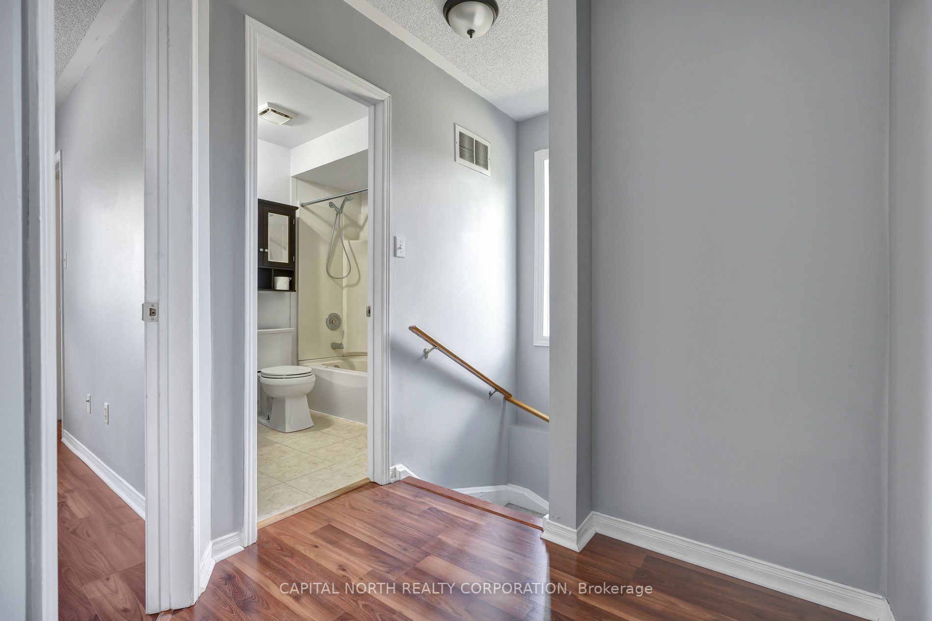 76 Potter Cres