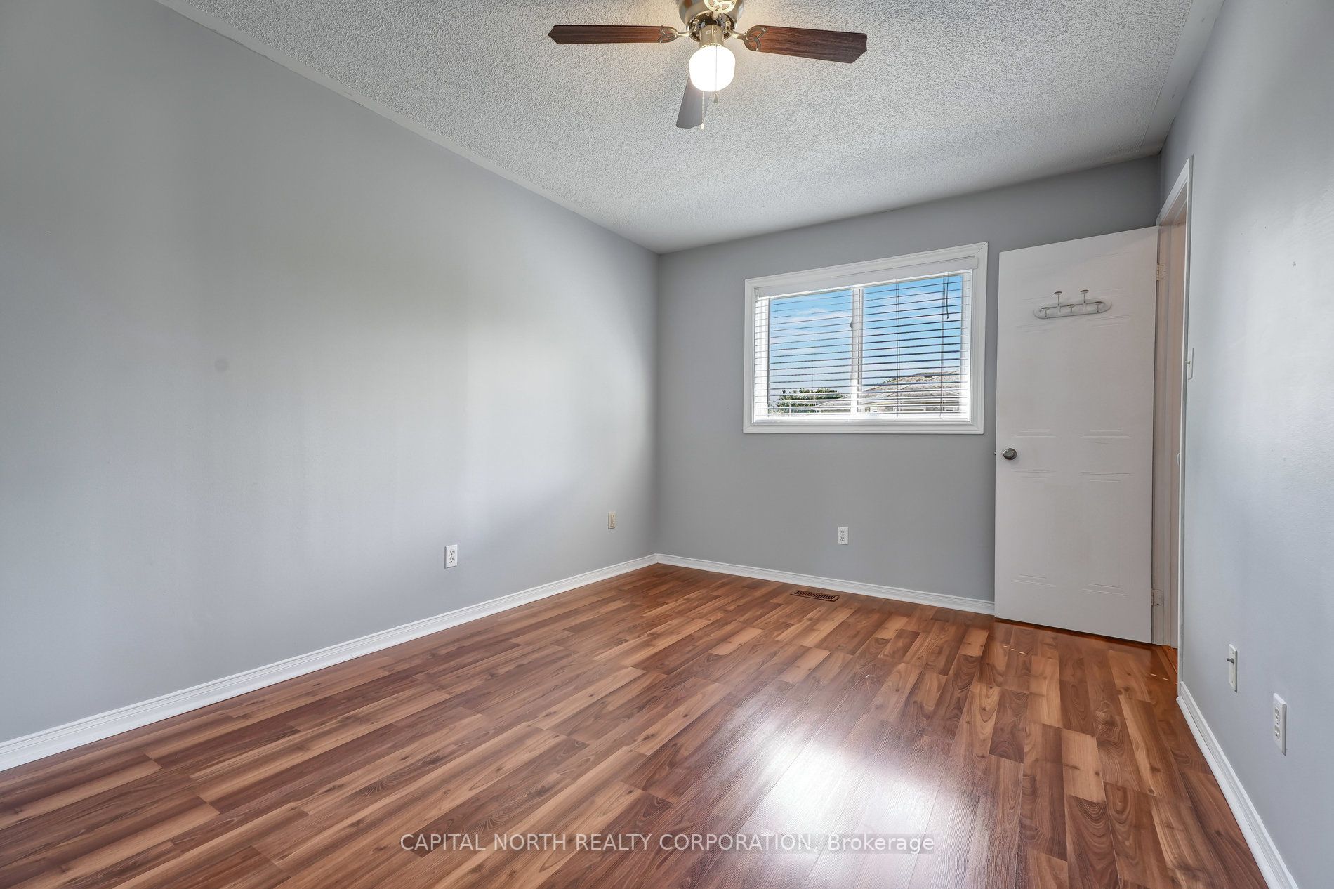 76 Potter Cres
