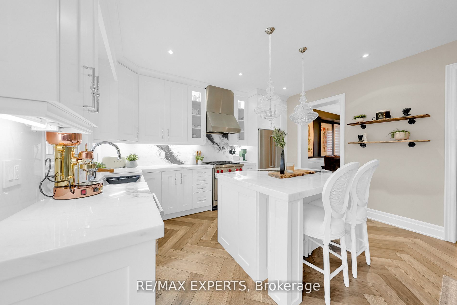 21 Turner Dr