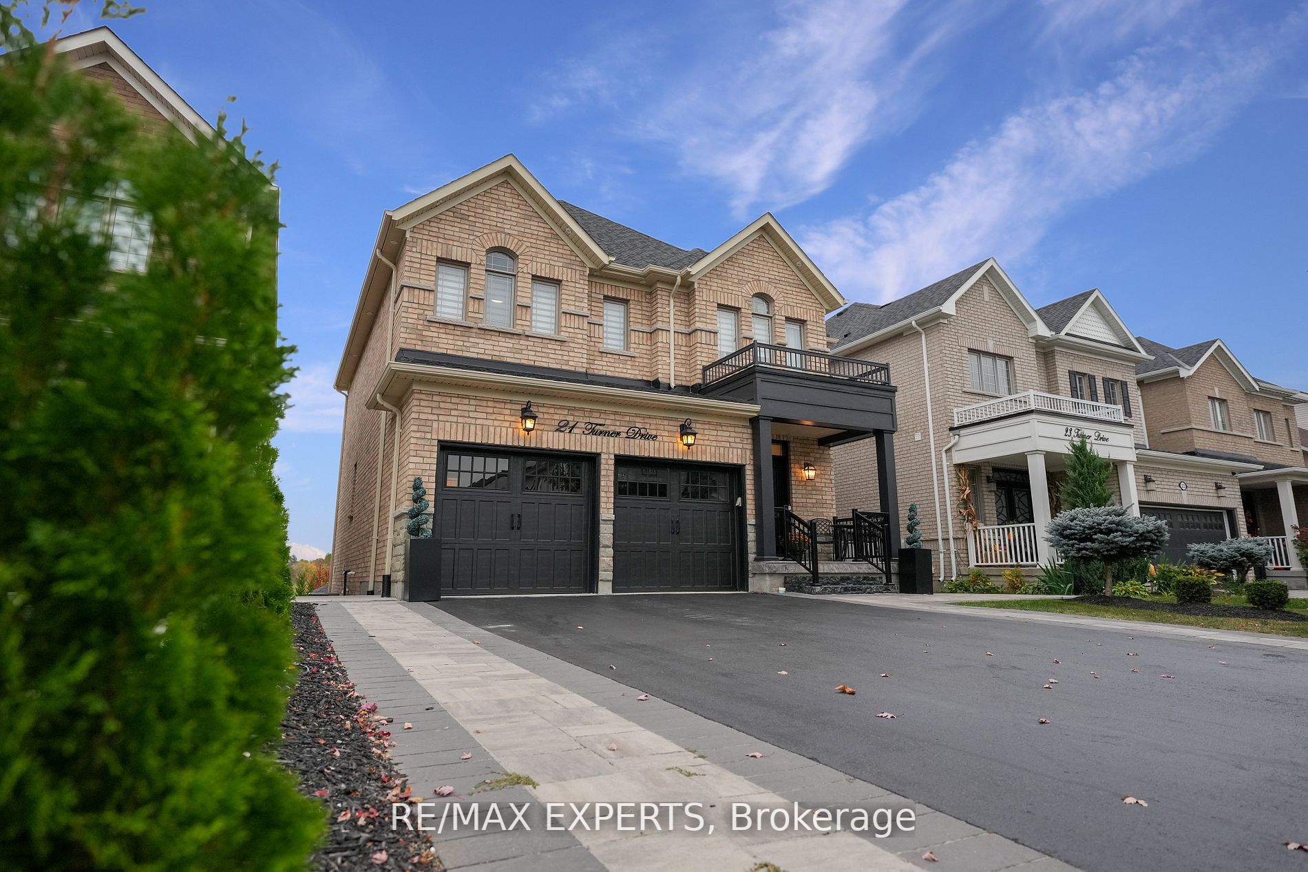 21 Turner Dr