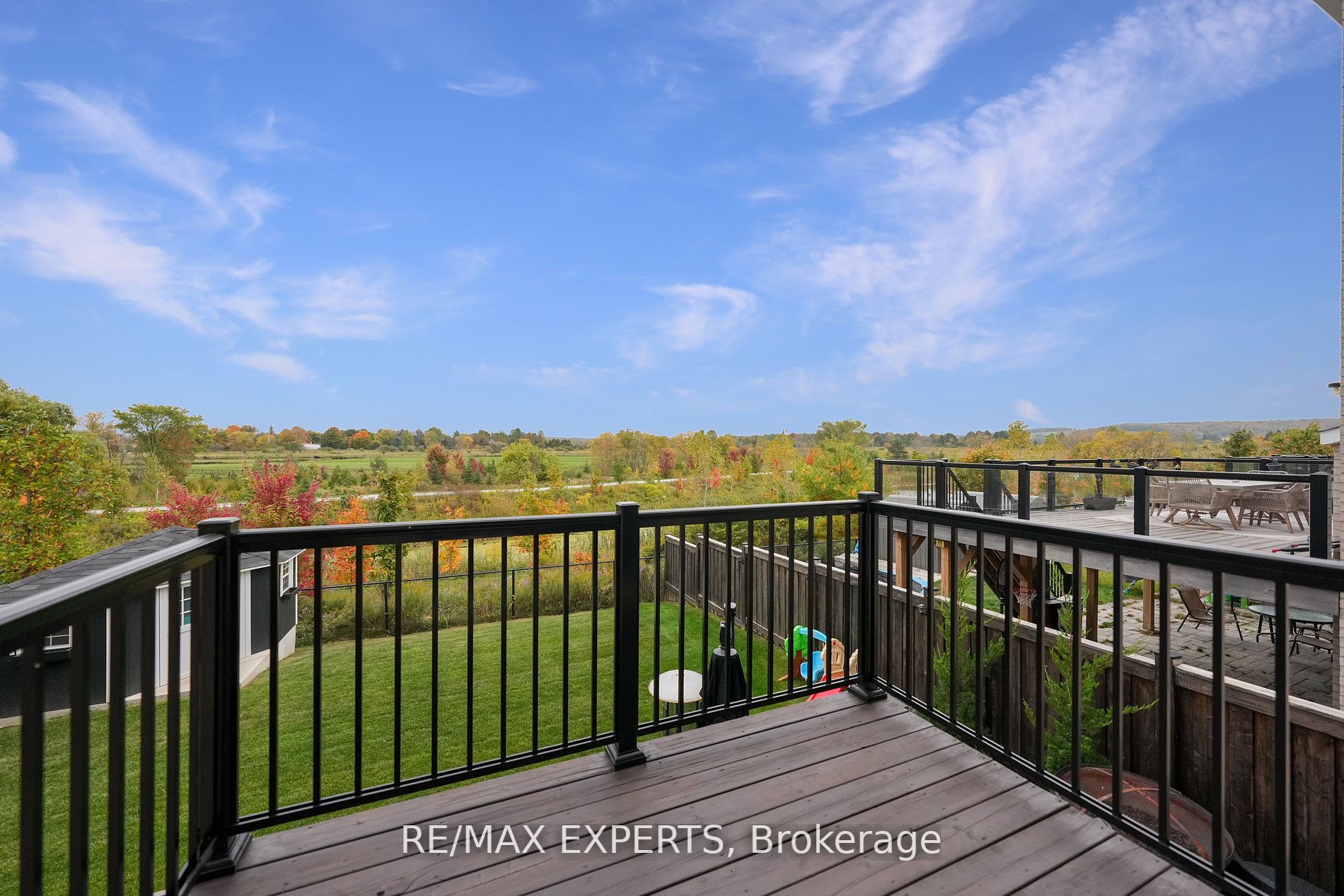 21 Turner Dr