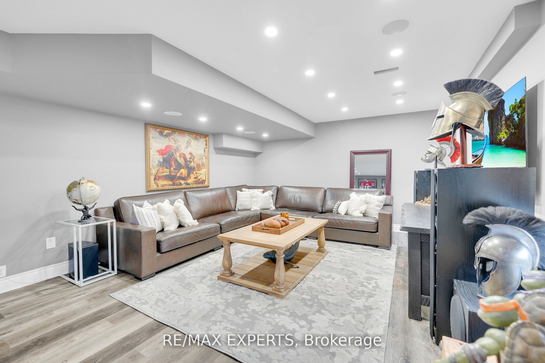 21 Turner Dr