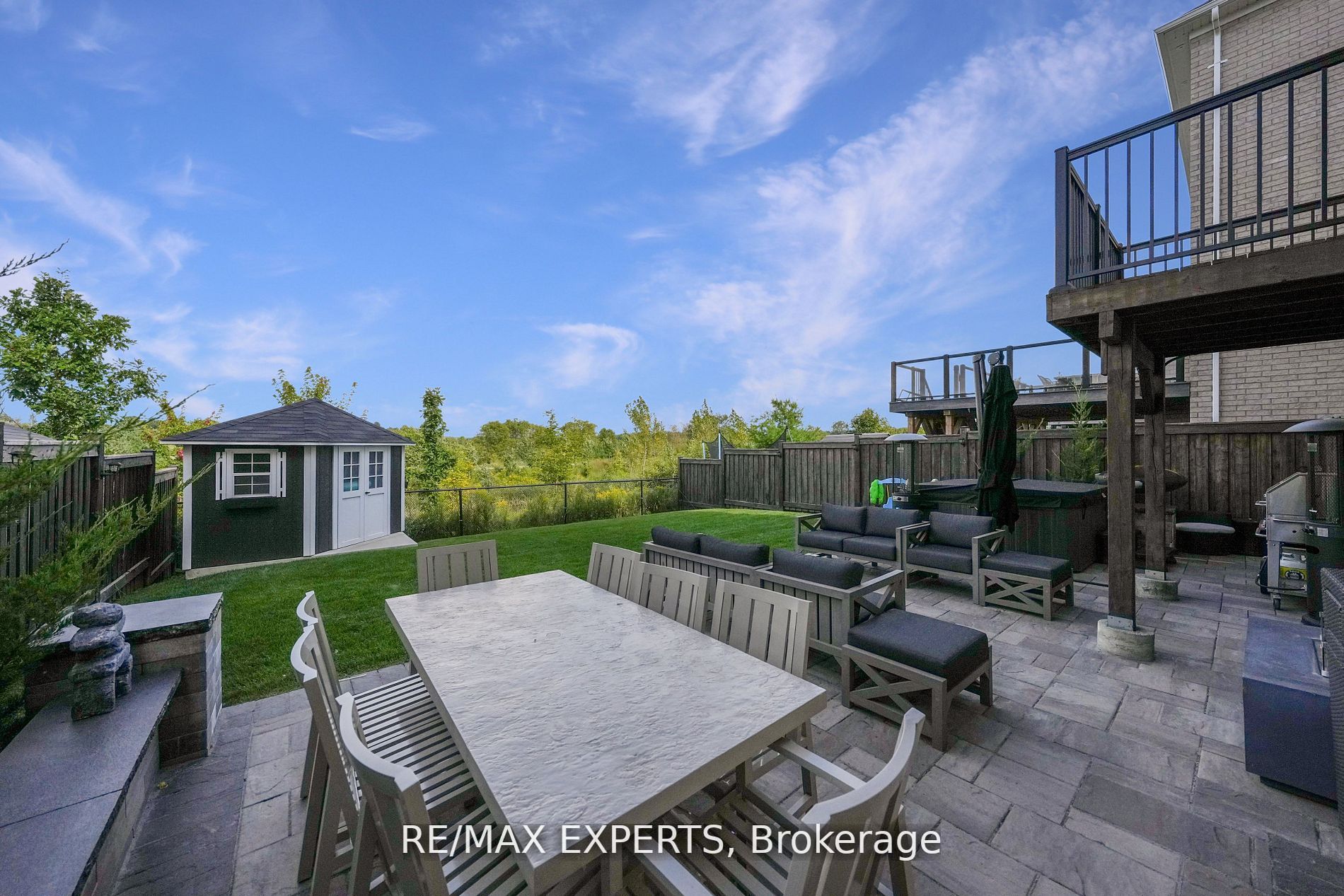 21 Turner Dr